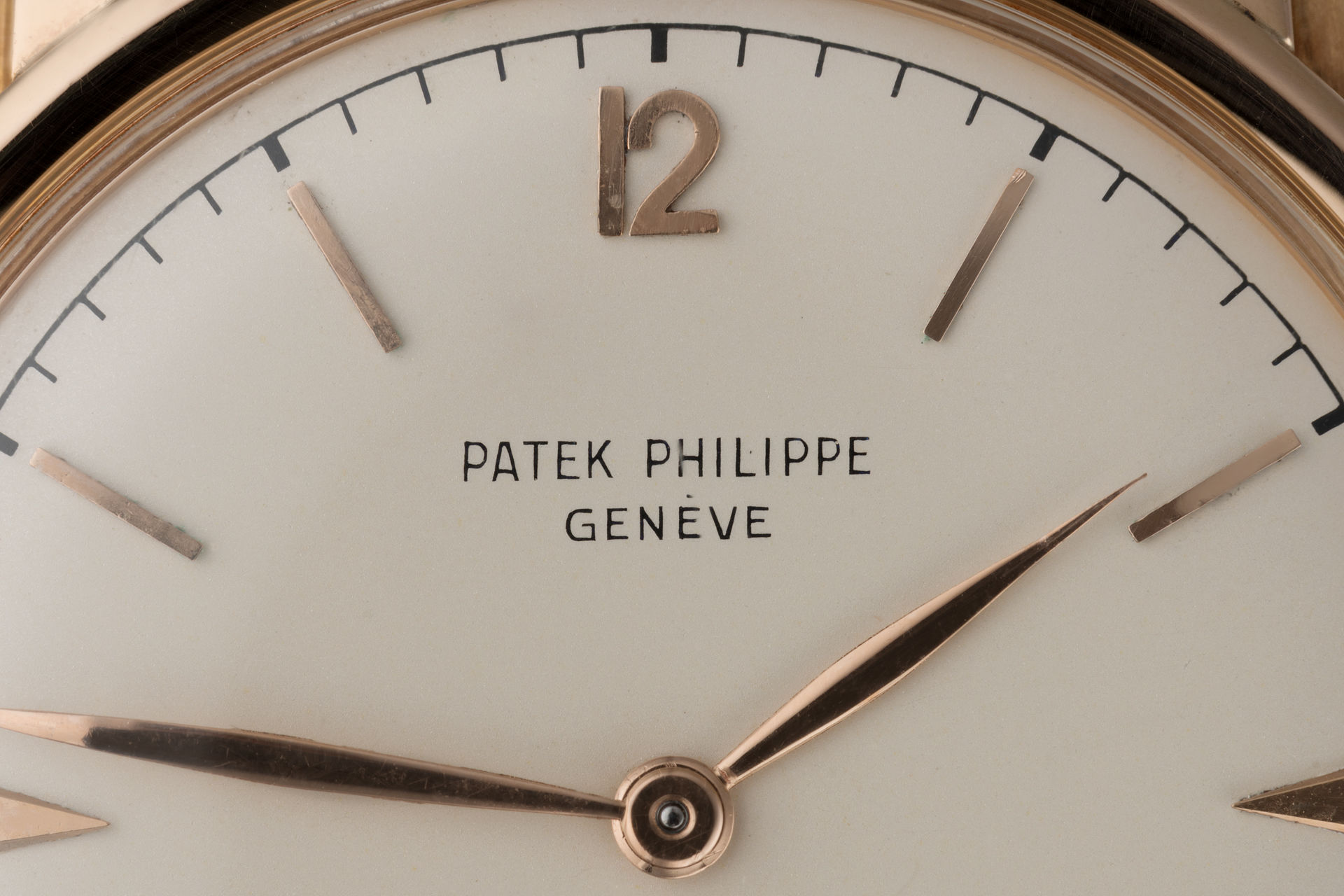 ref 2452R | Rose Gold 'Large Size' | Patek Philippe Calatrava 