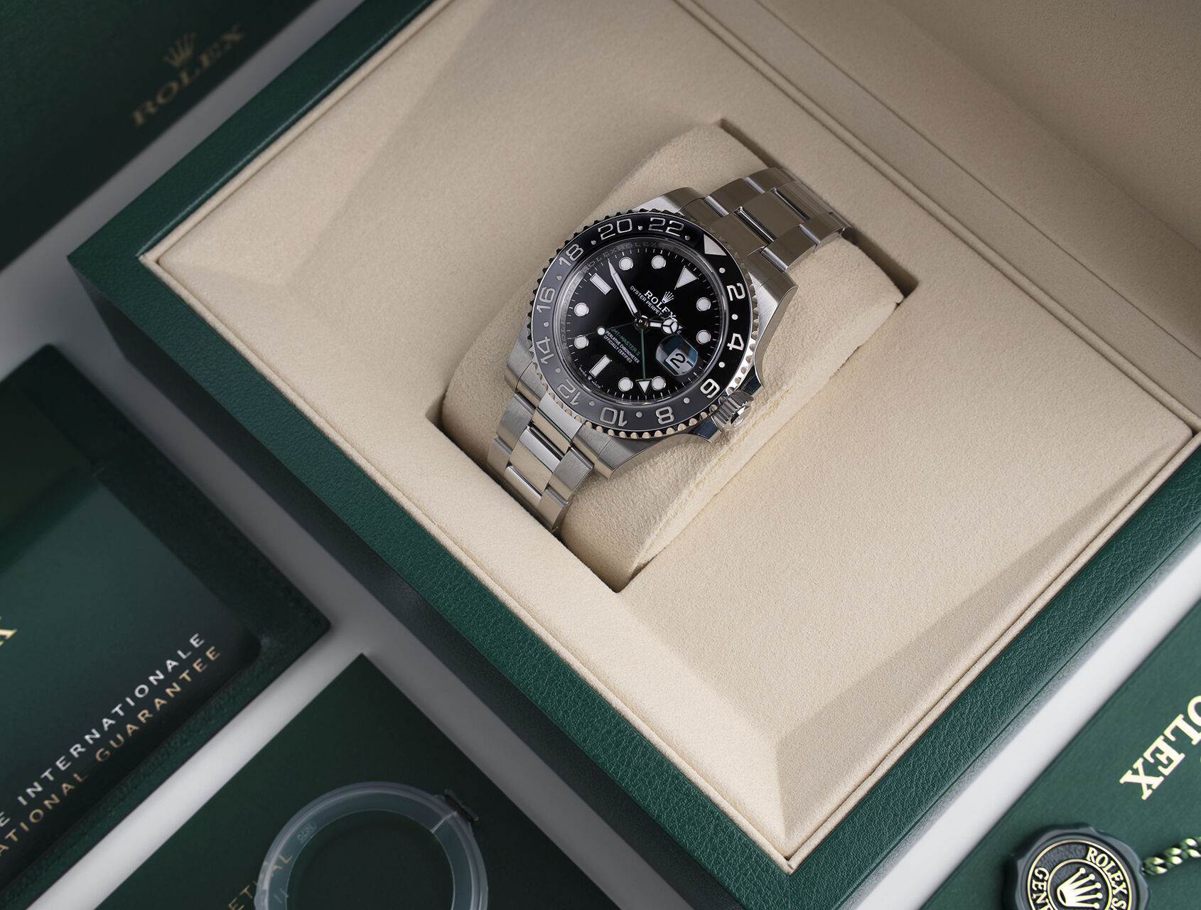 ref 126710GRNR | 126710GRNR - Bruce Wayne | Rolex GMT-Master II