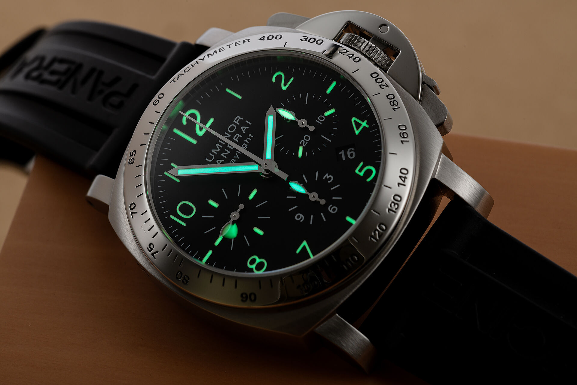 ref PAM 250 | Automatic | Panerai Luminor Daylight