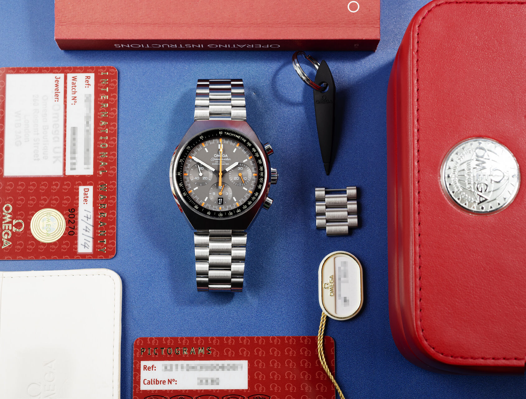 ref 32710435006001 | Reissue - Box & Certificate | Omega Speedmaster