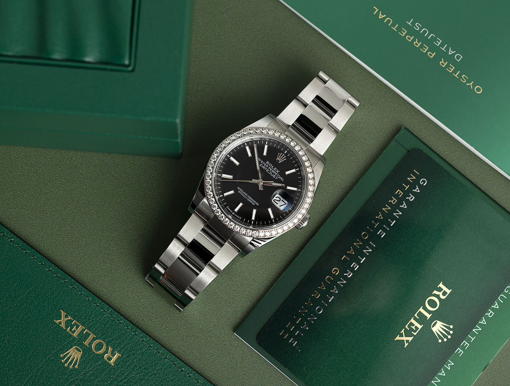 ref 126284RBR | 126284 - Diamond Bezel | Rolex Datejust 36