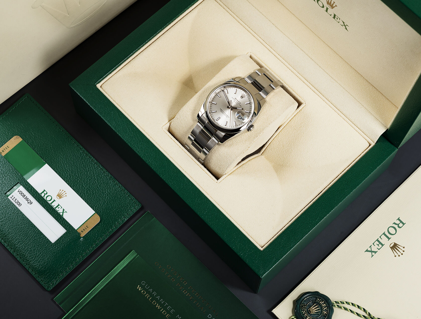 ref 115200 | 115200 - Box & Certificate | Rolex Oyster Perpetual Date