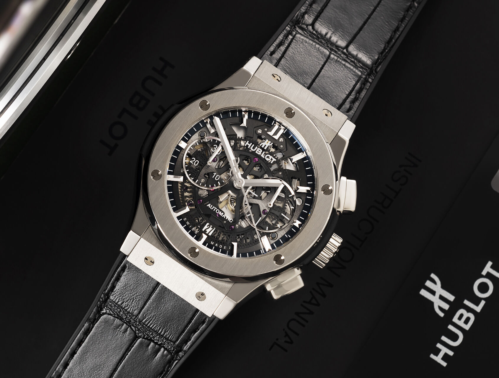 ref 525.NX.0170.LR | 525.NX.0170.LR - Skeleton Dial | Hublot Classic Fusion Chrono