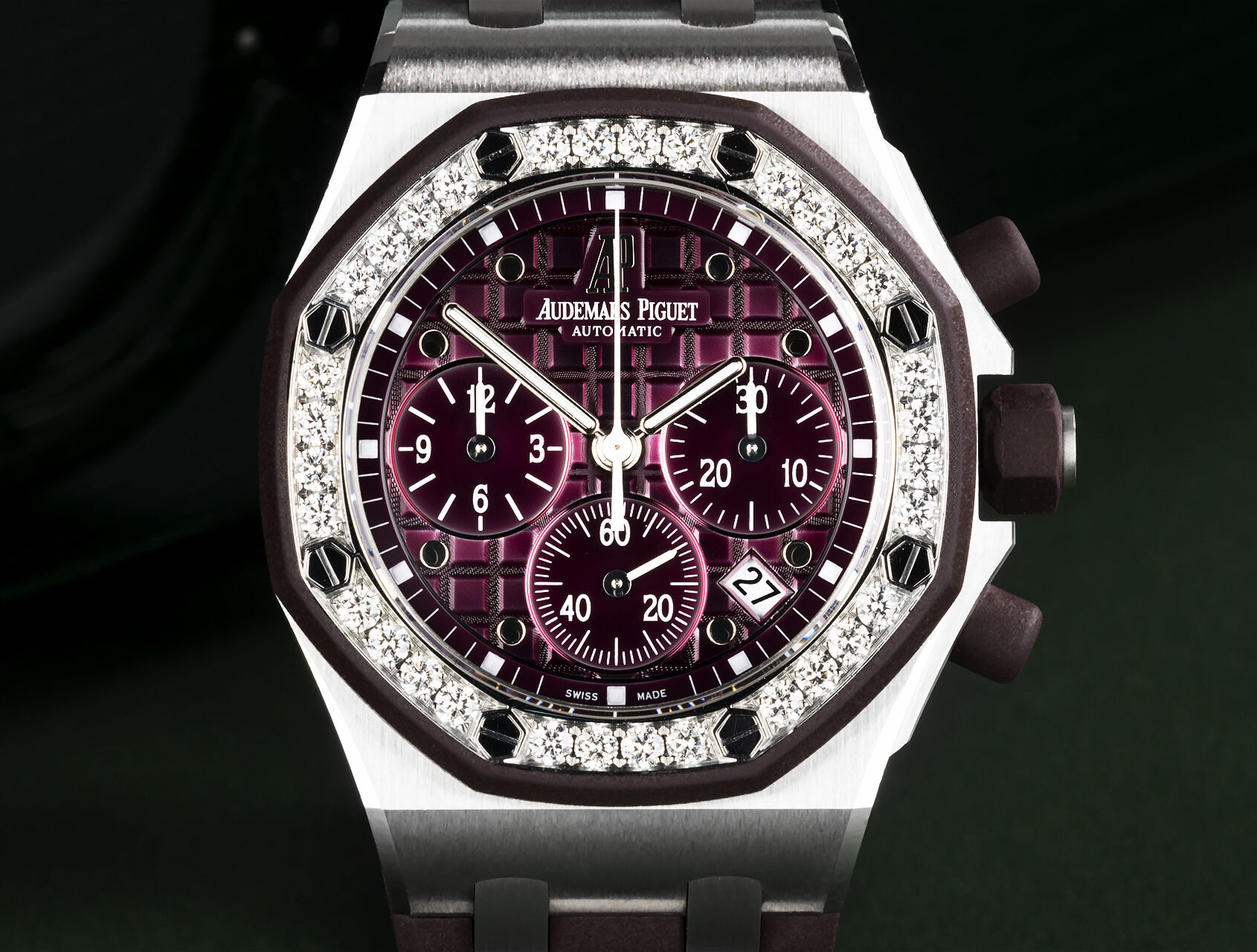 ref 26048SK.ZZ.D066CA.01 | 26048SK - Diamond Set | Audemars Piguet Royal Oak Offshore