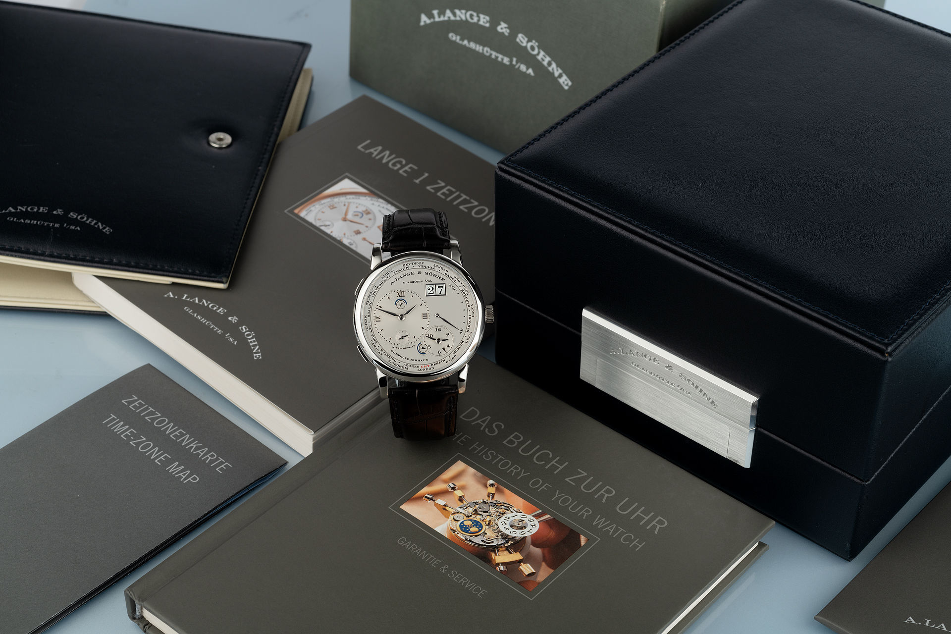 World Time "Full Set" | ref 116.025 | A. Lange & Söhne Lange 1 Time Zone