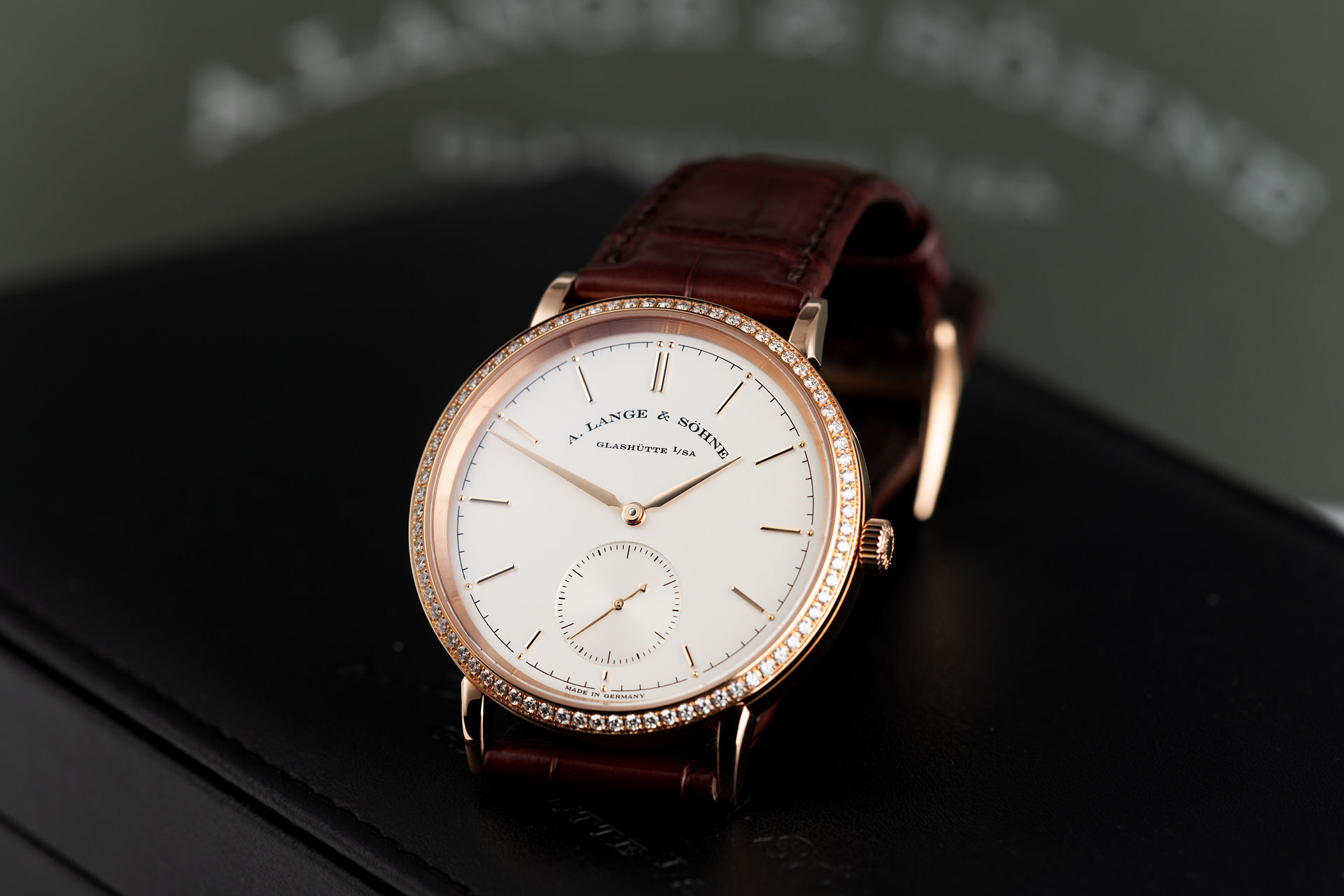 38.5mm Diamond Bezel "Full Set" | ref 842.032 | A. Lange & Söhne Saxonia Automatic