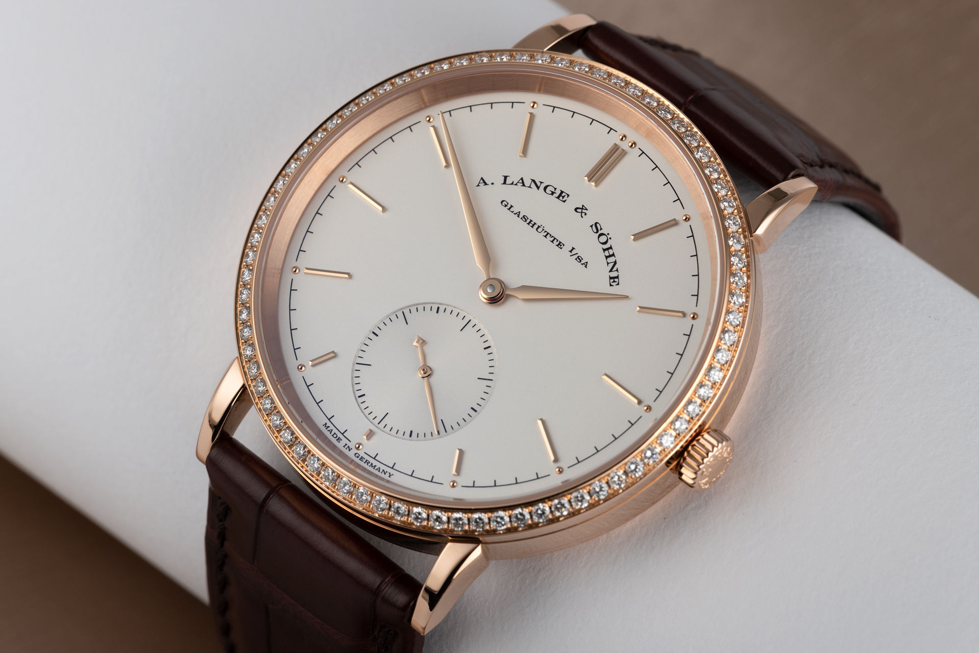 38.5mm Diamond Bezel "Full Set" | ref 842.032 | A. Lange & Söhne Saxonia Automatic