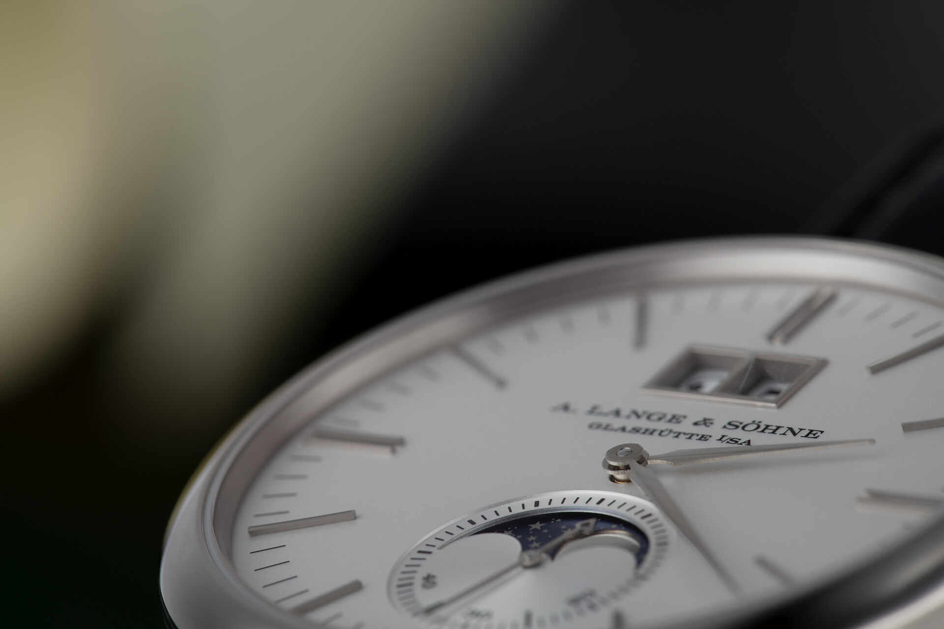 ref 384.026 | White Gold - 40mm | A. Lange & Söhne Saxonia Moon Phase