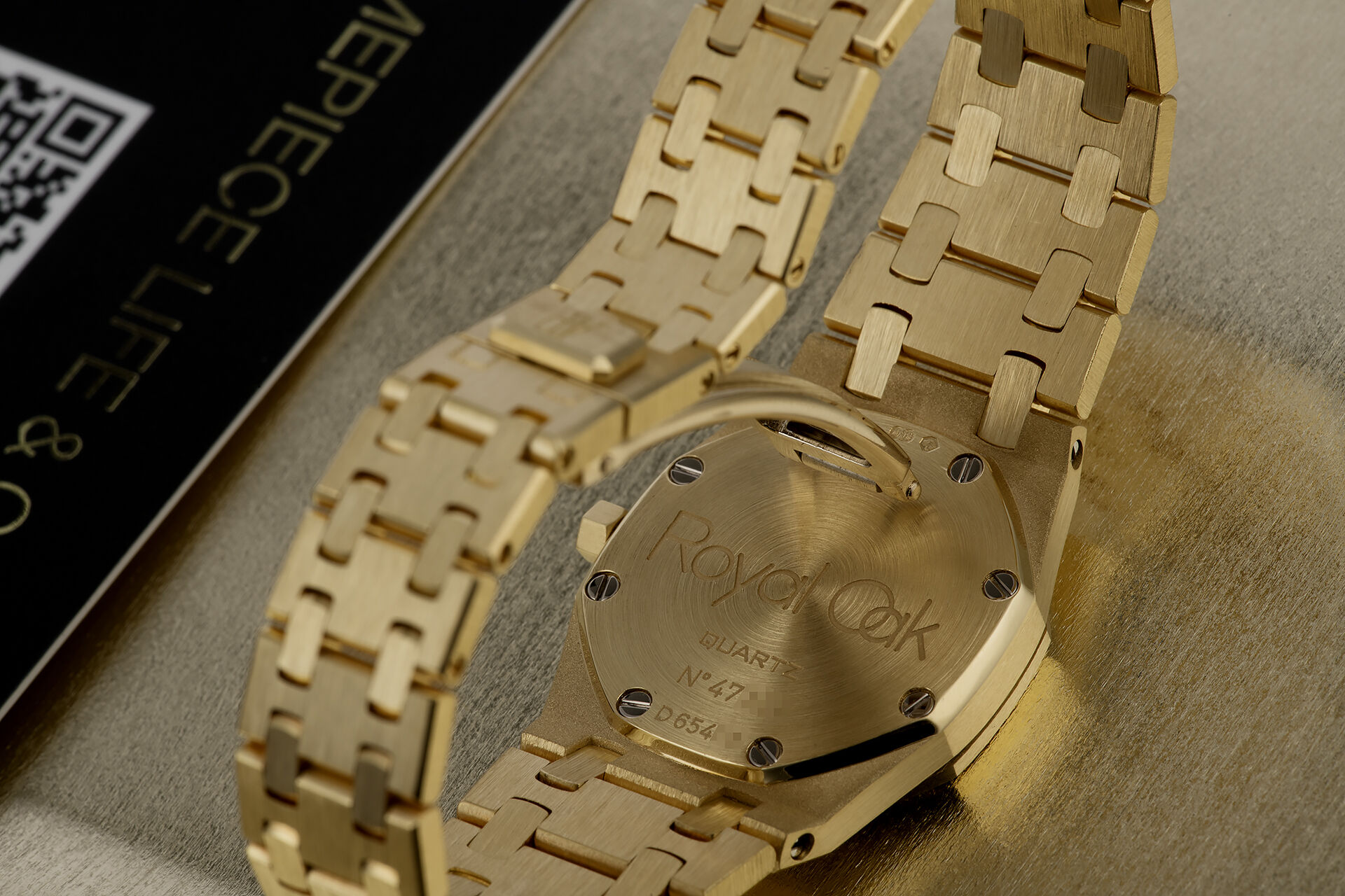 ref 66344BA.ZZ.0722BA.08 | Yellow Gold 'Diamond Dial' | Audemars Piguet Lady Royal Oak