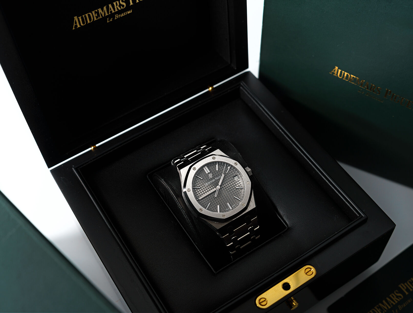 ref 15500ST.OO.1220ST.02 | 15500ST - Latest Model | Audemars Piguet Royal Oak