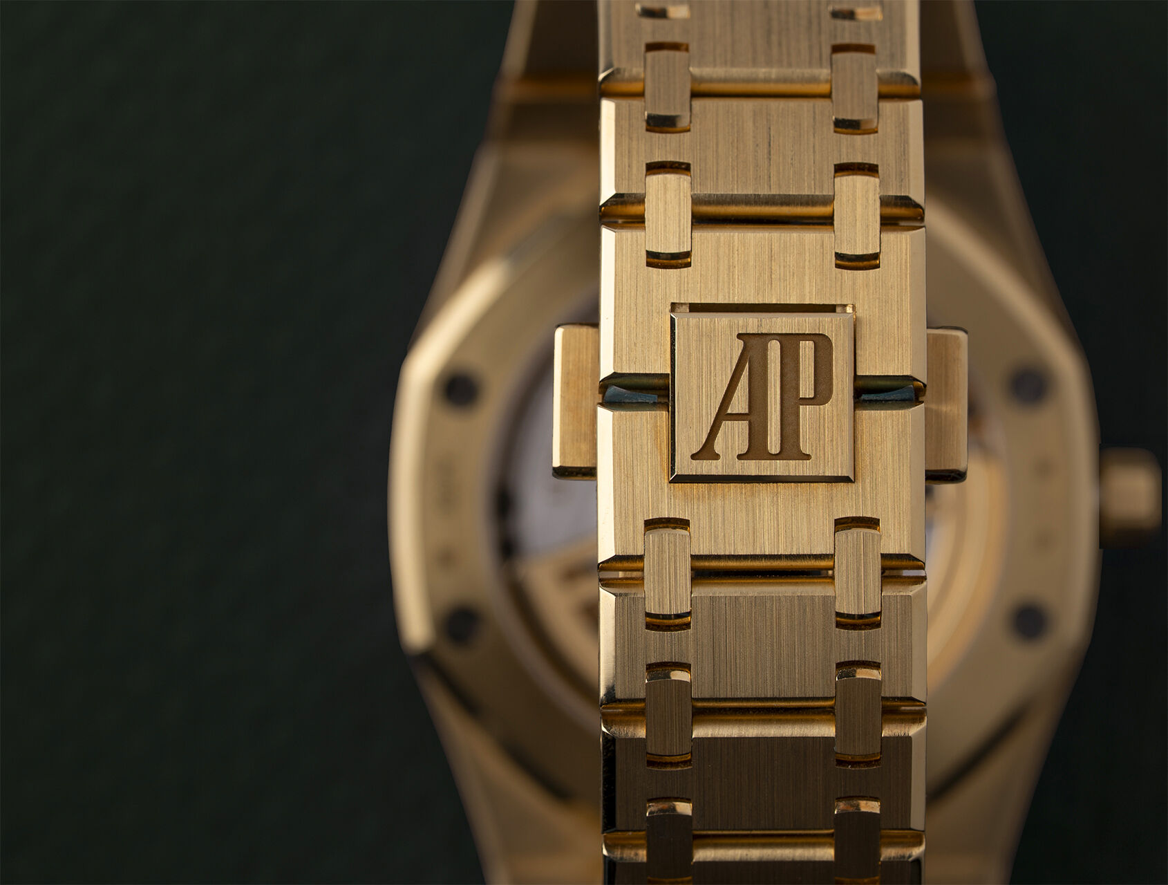 ref 16202BA.OO.1240BA.02 | 16202BA - Smoked Gold Dial  | Audemars Piguet Royal Oak