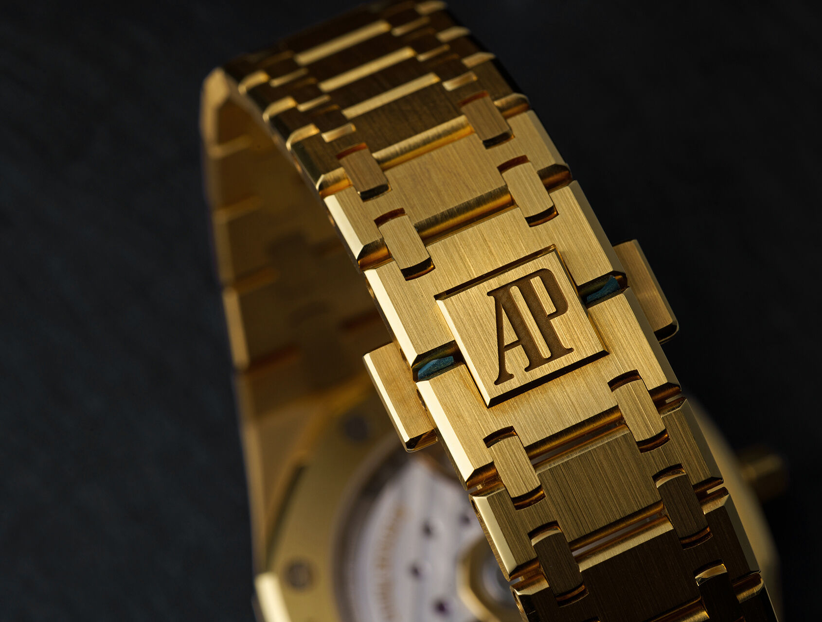 ref 16202BA.OO.1240BA.02 | 16202BA - Smoked Gold Dial  | Audemars Piguet Royal Oak