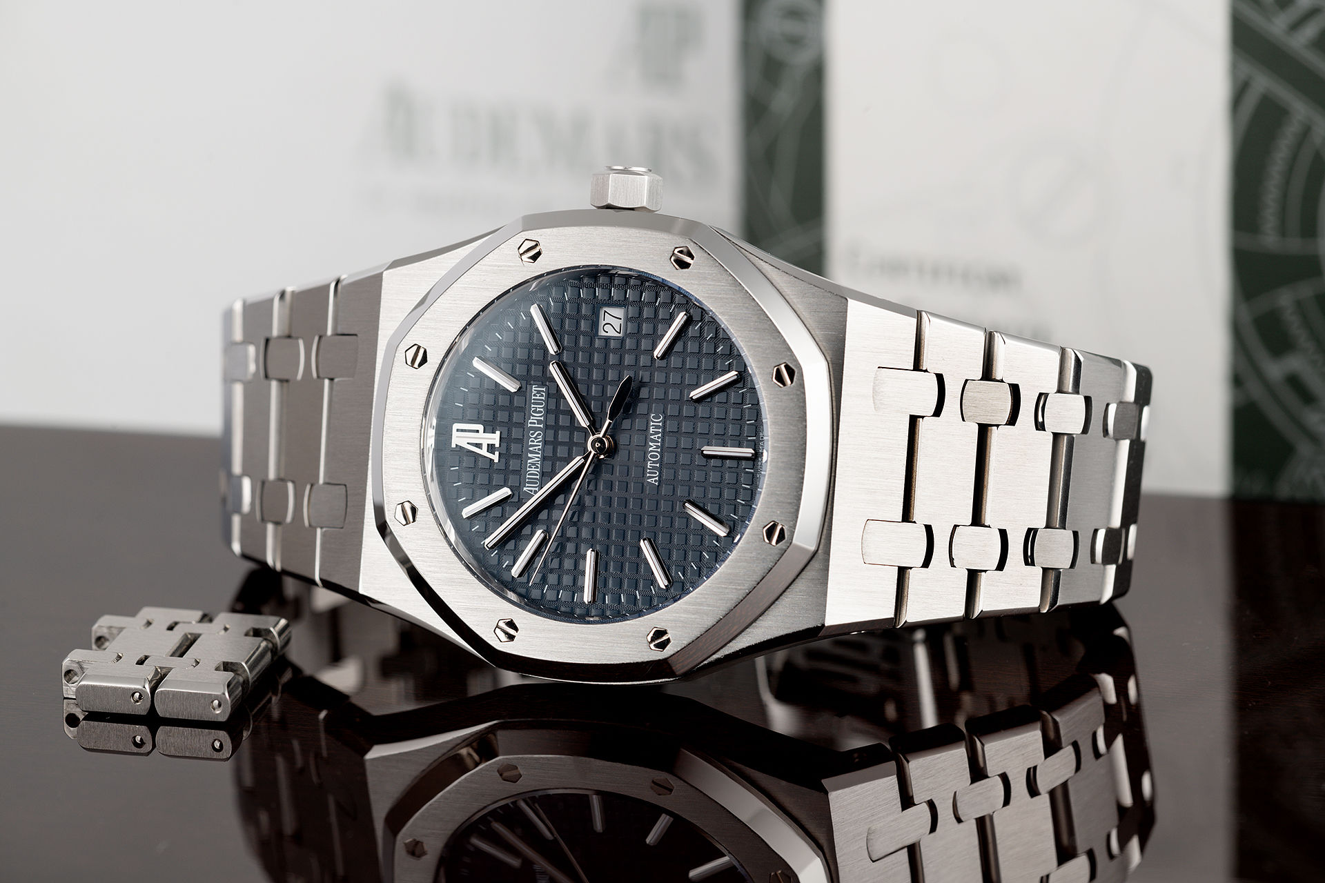 ref 15300ST.OO.1220ST.02 | Blue Dial 'Full Set' | Audemars Piguet Royal Oak