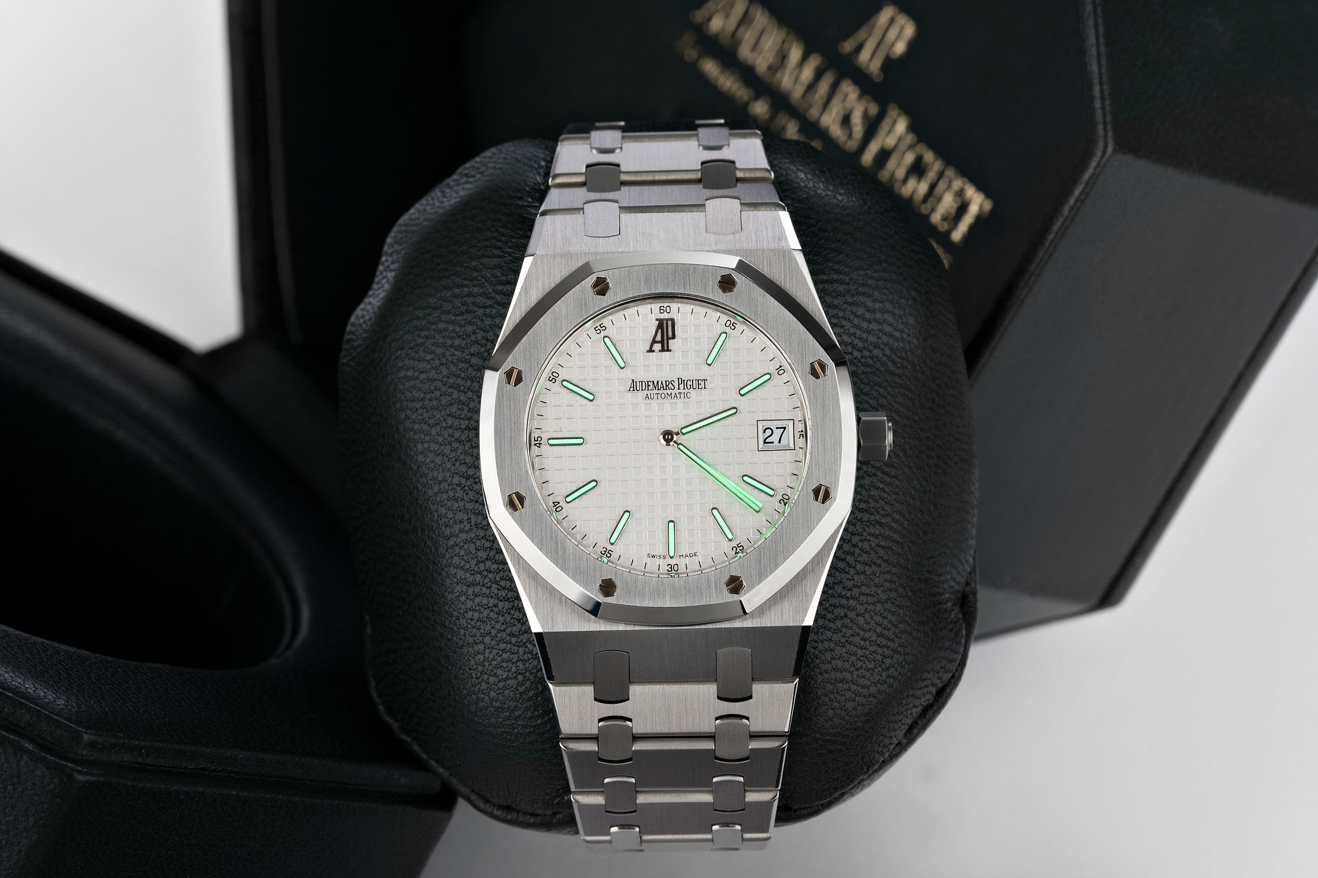 ref 15202ST.OO.0944ST.01 | 39mm Jumbo 'Ultra Thin' | Audemars Piguet Royal Oak