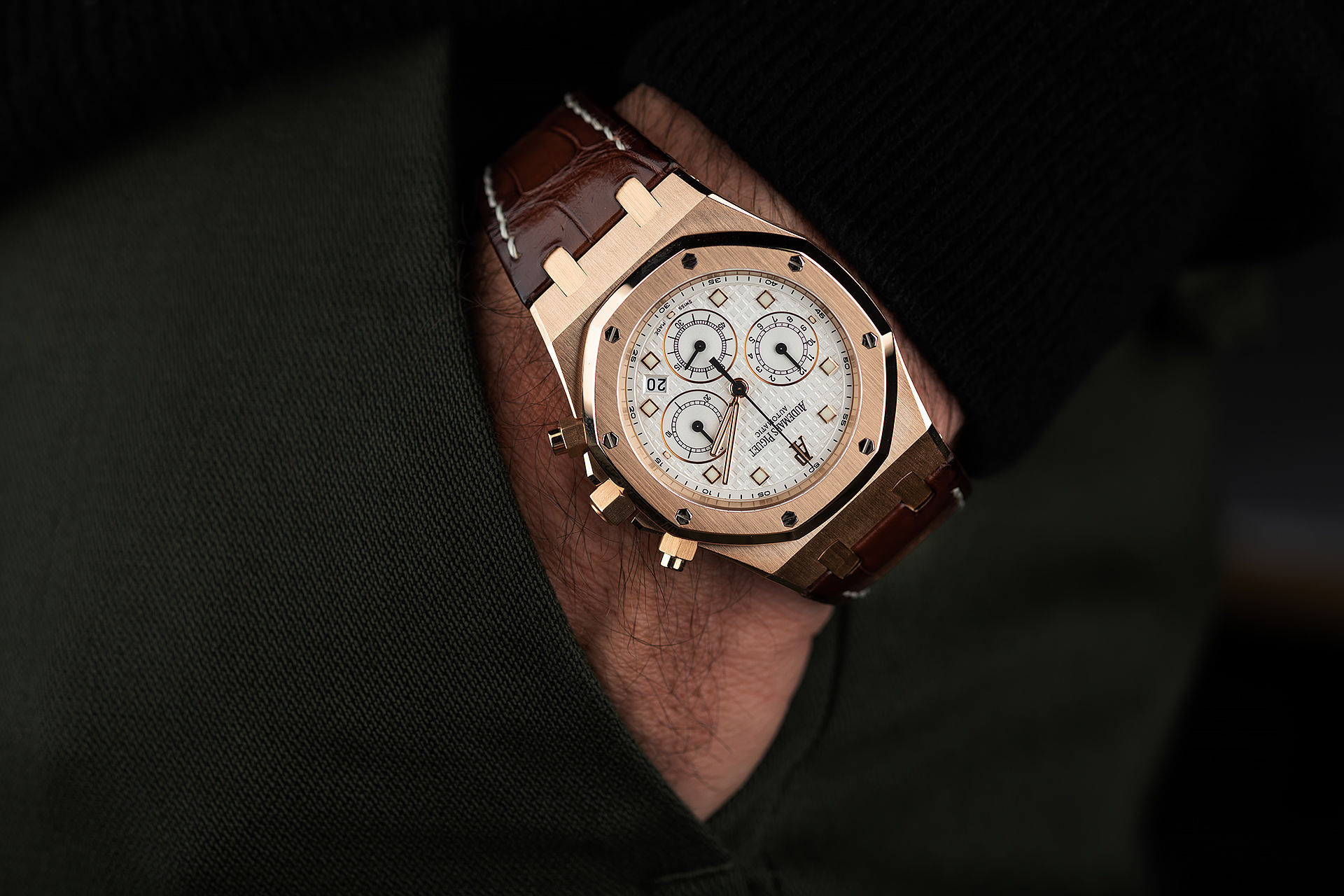 39mm Rose Gold 'AP Warranty' | ref 26022OR.OO.D088CR.01 | Audemars Piguet Royal Oak