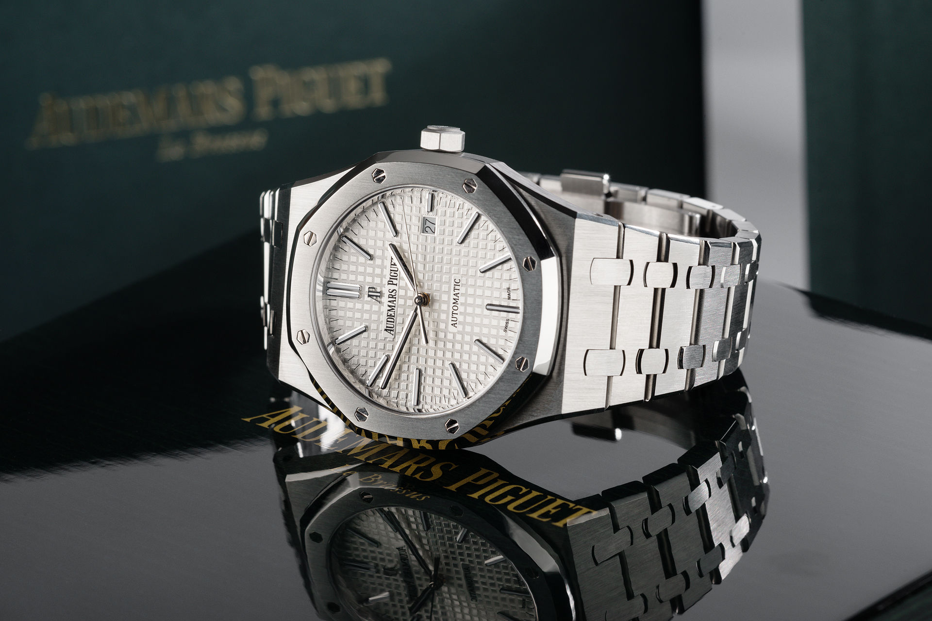 ref 15400ST.OO.1220ST.02 | 'Box & Certificate'  | Audemars Piguet Royal Oak