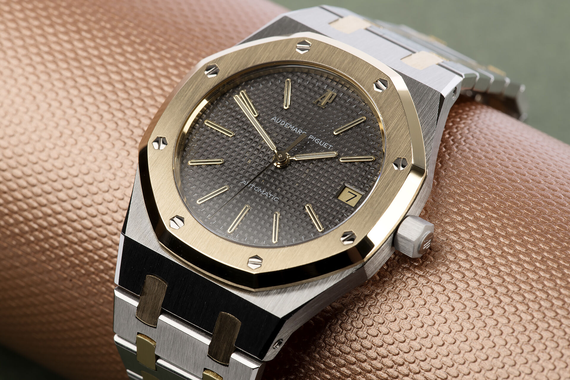 ref 4332SA | Under AP Service Warranty | Audemars Piguet Royal Oak