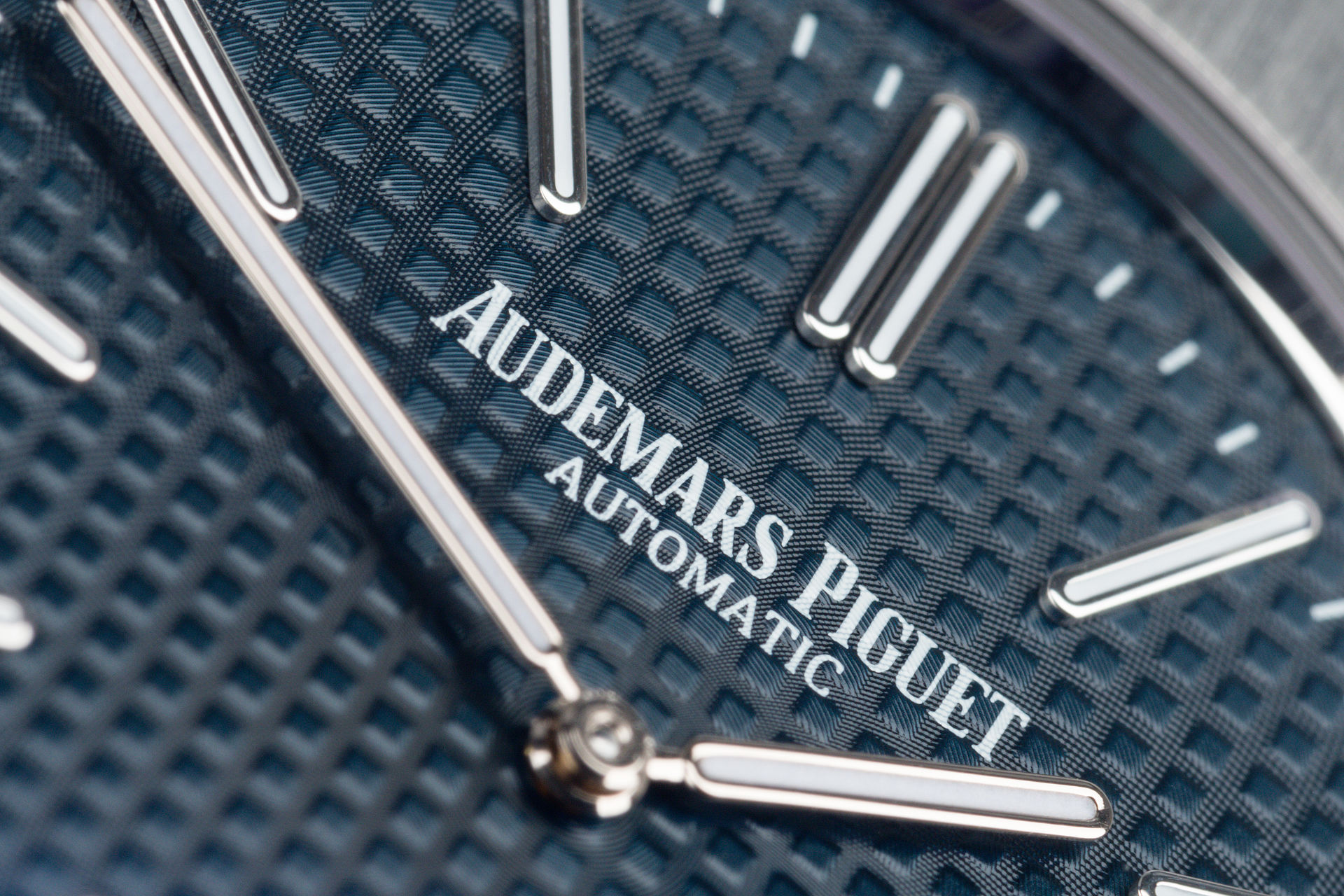 ref 15202ST.OO.1240ST.01 | Blue Dial Jumbo Complete Set | Audemars Piguet Royal Oak