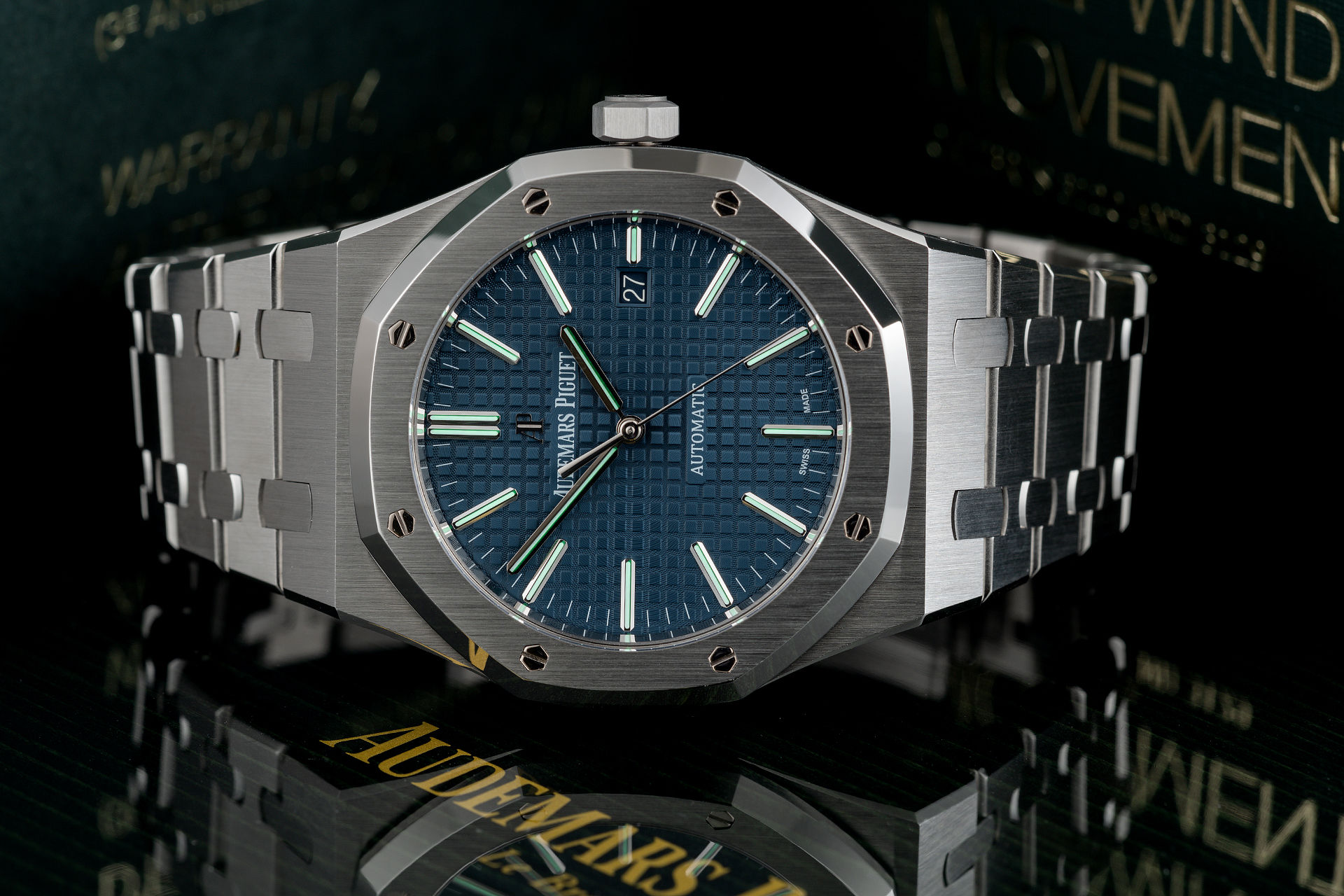 ref 15400ST.OO.1220ST.03 | Boutique Exclusive Blue Dial | Audemars Piguet Royal Oak