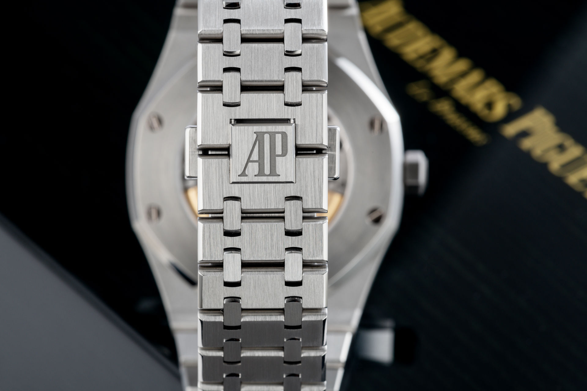 ref 15400ST.OO.1220ST.03 | 'Boutique Exclusive Blue Dial' | Audemars Piguet Royal Oak