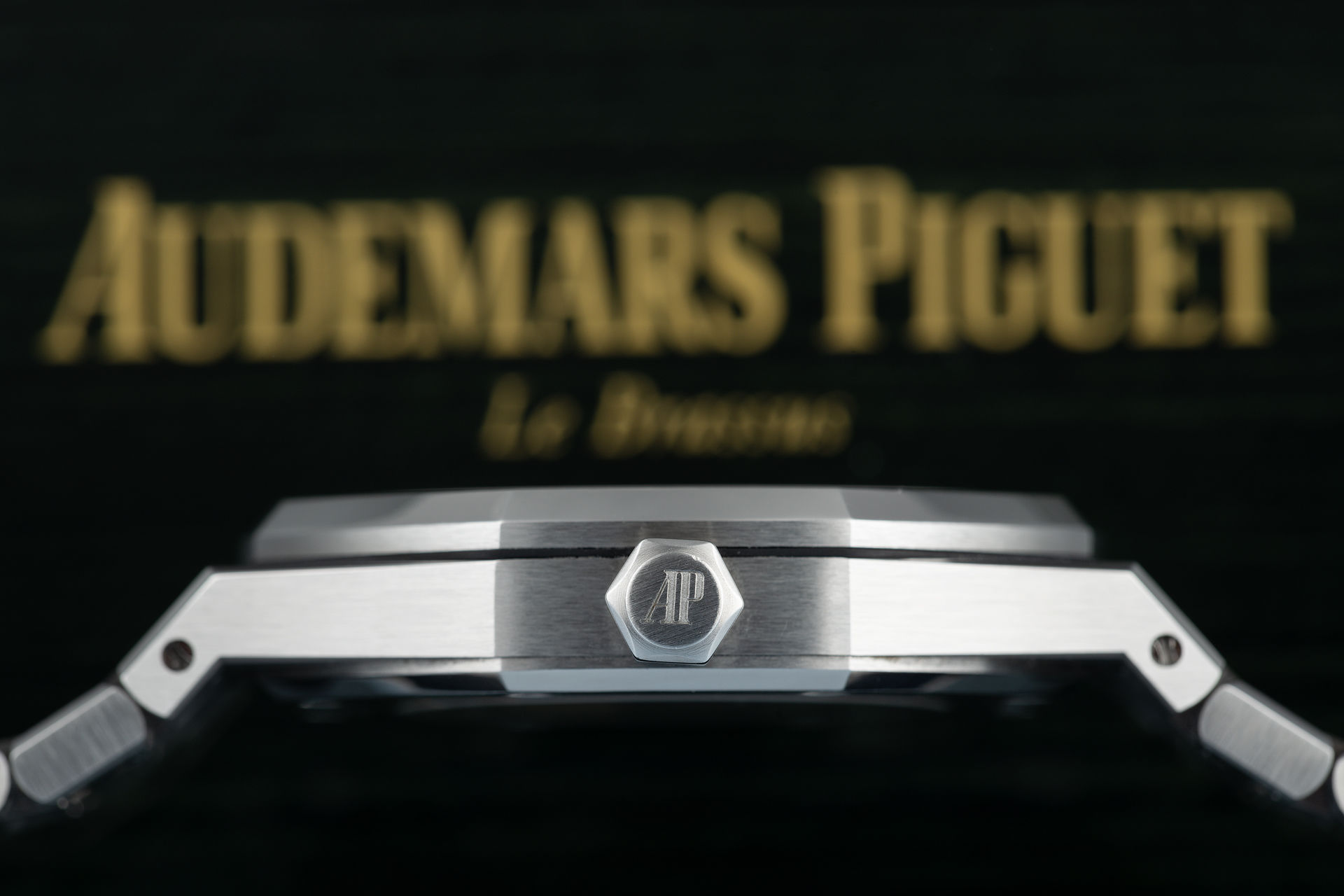 ref 15400ST.OO.1220ST.02 | 'Box & Certificate'  | Audemars Piguet Royal Oak