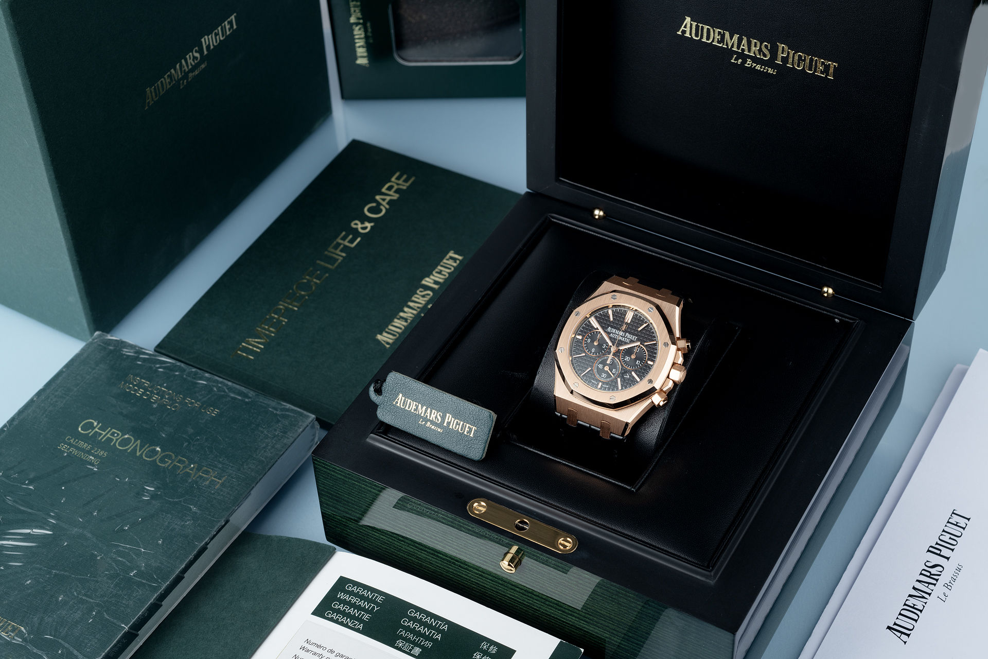 ref 26320OR.OO.D002CR.01 | 'Under AP Warranty' | Audemars Piguet Royal Oak Chronograph