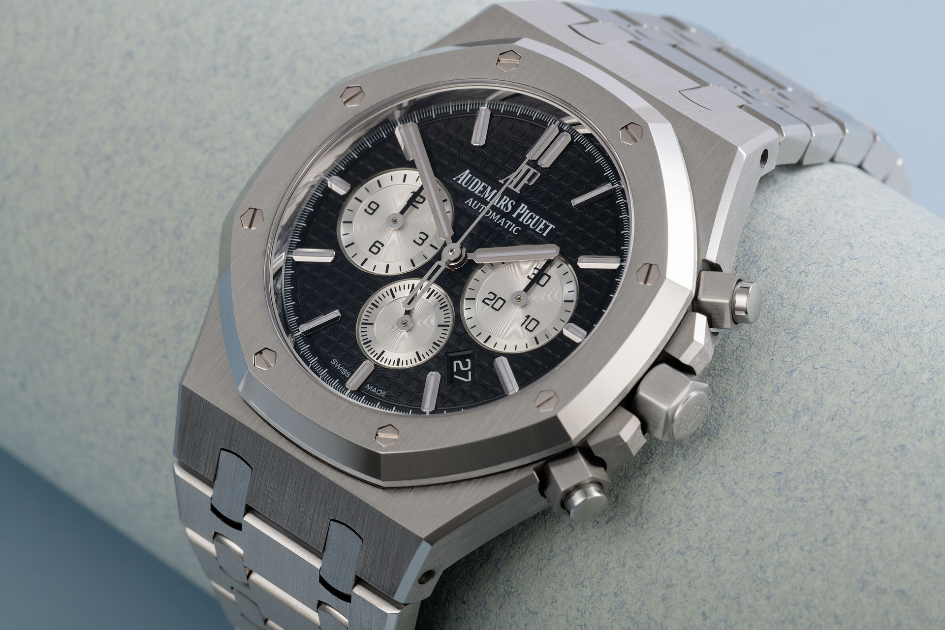 ref 26331ST.OO.1220ST.02 | Complete Set 'Under AP Warranty' | Audemars Piguet Royal Oak Chronograph