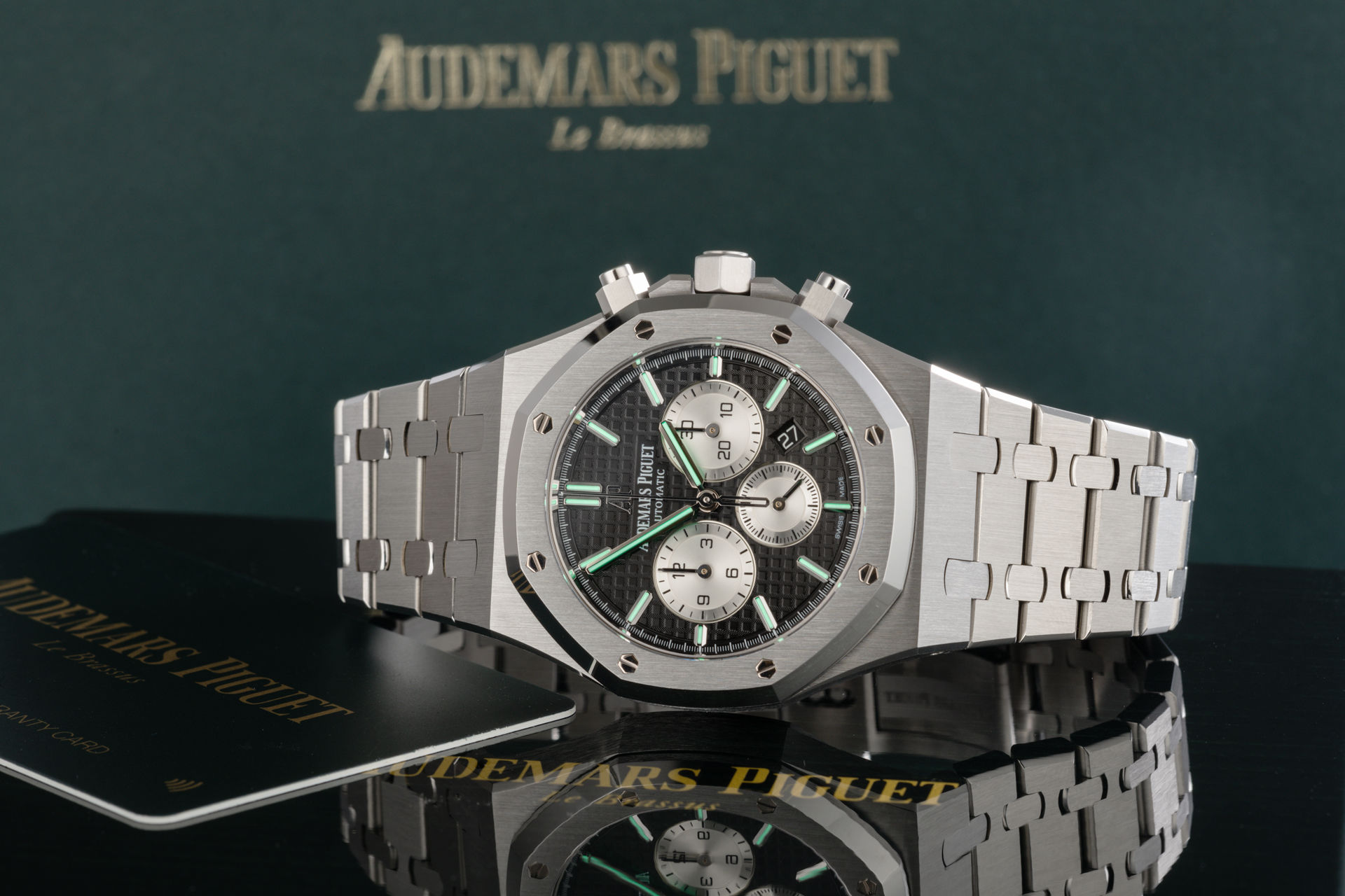 ref 26331ST.OO.1220ST.02 | Complete Set 'Under AP Warranty' | Audemars Piguet Royal Oak Chronograph