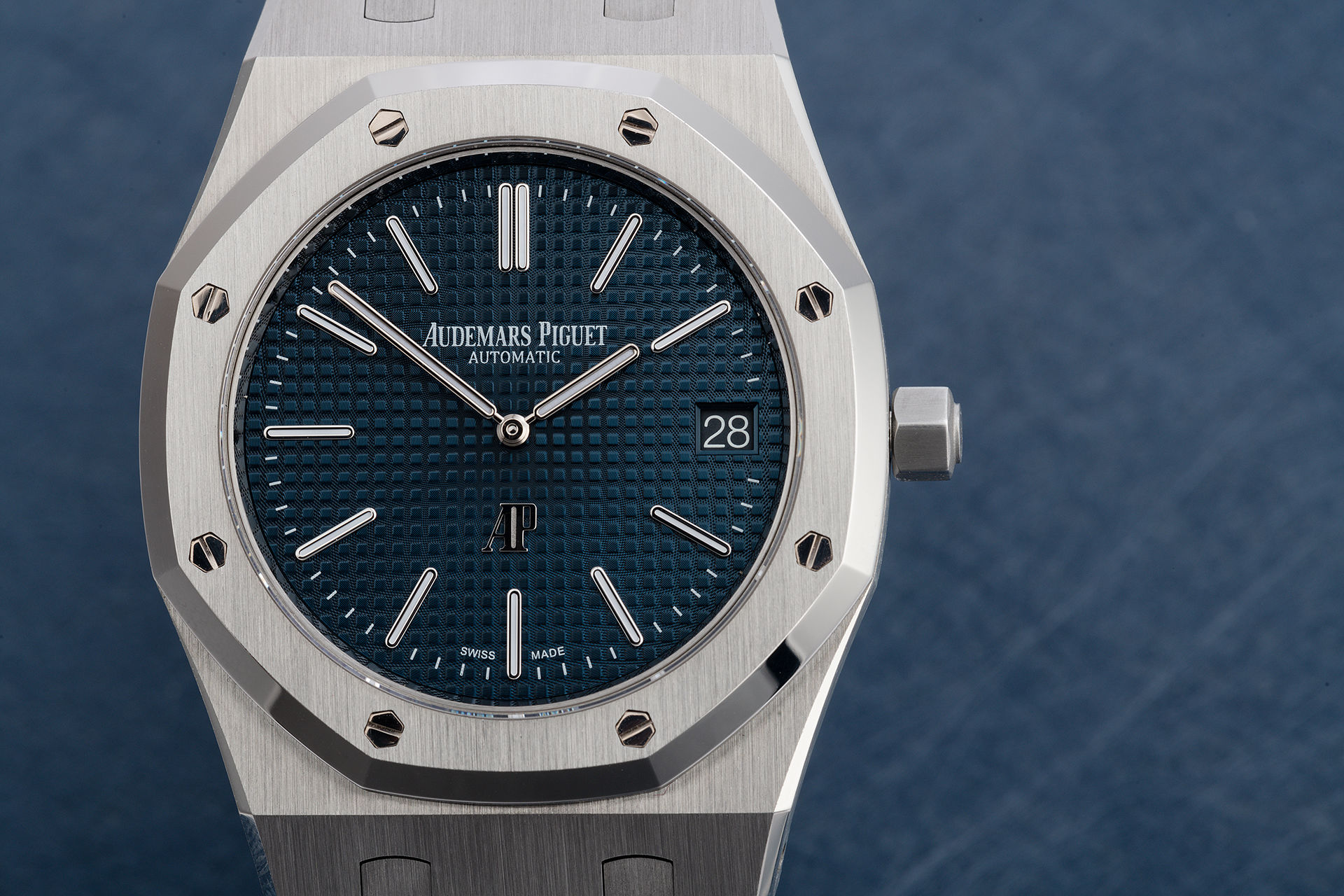 ref 15202ST.OO.1240ST.01 | Full Set '5 Year Warranty' | Audemars Piguet Royal Oak Jumbo