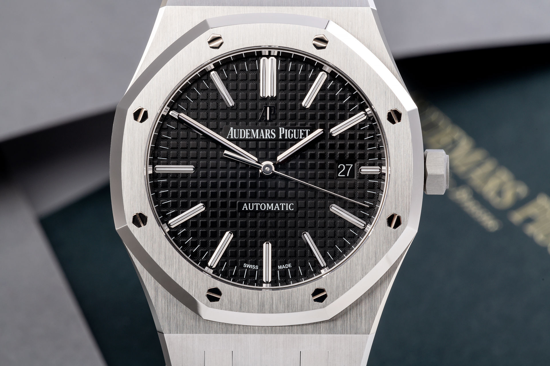 ref 15400ST.OO.1220ST.01 | Latest 41mm Model | Audemars Piguet Royal Oak