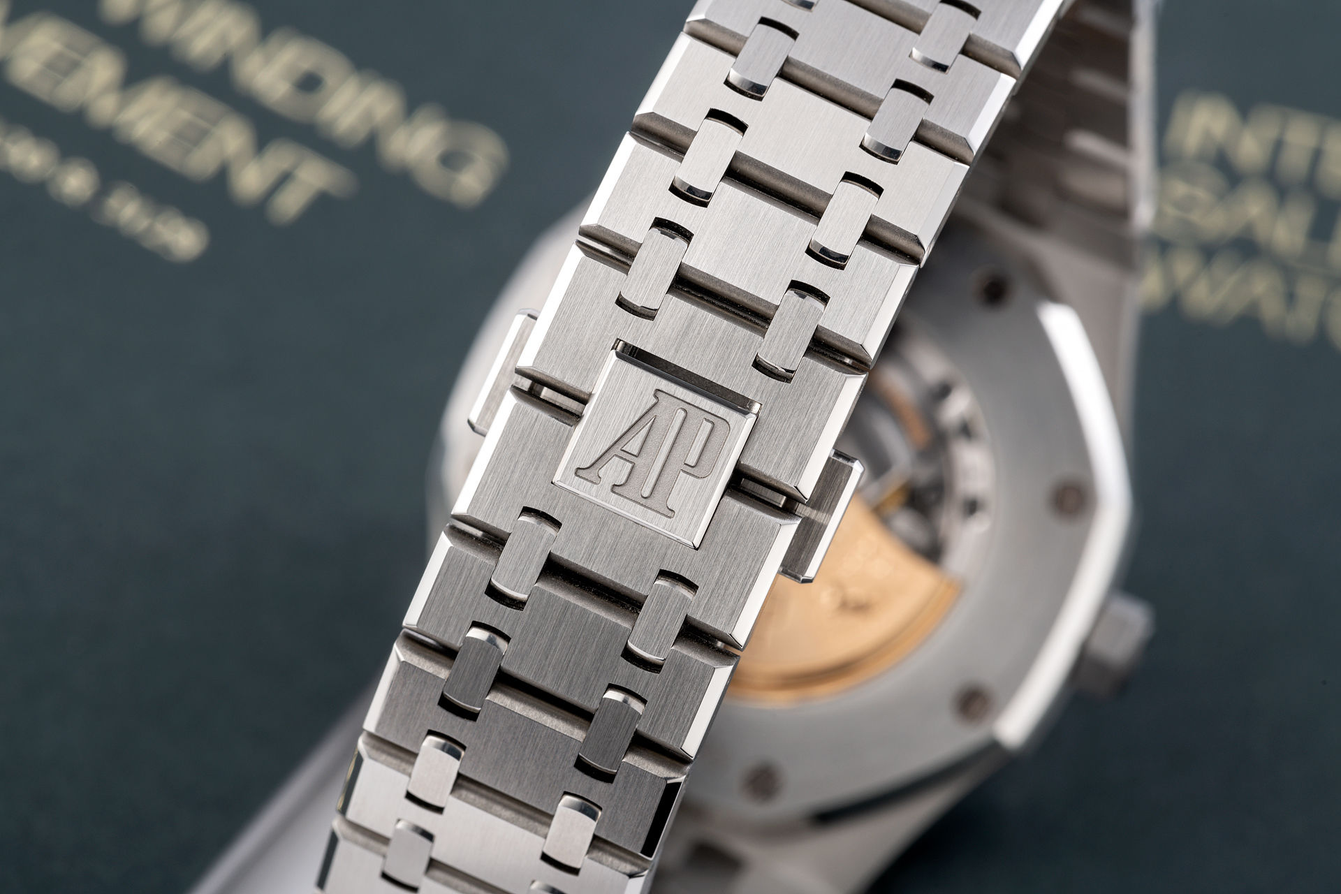 ref 15400ST.OO.1220ST.01 | Latest 41mm Model | Audemars Piguet Royal Oak