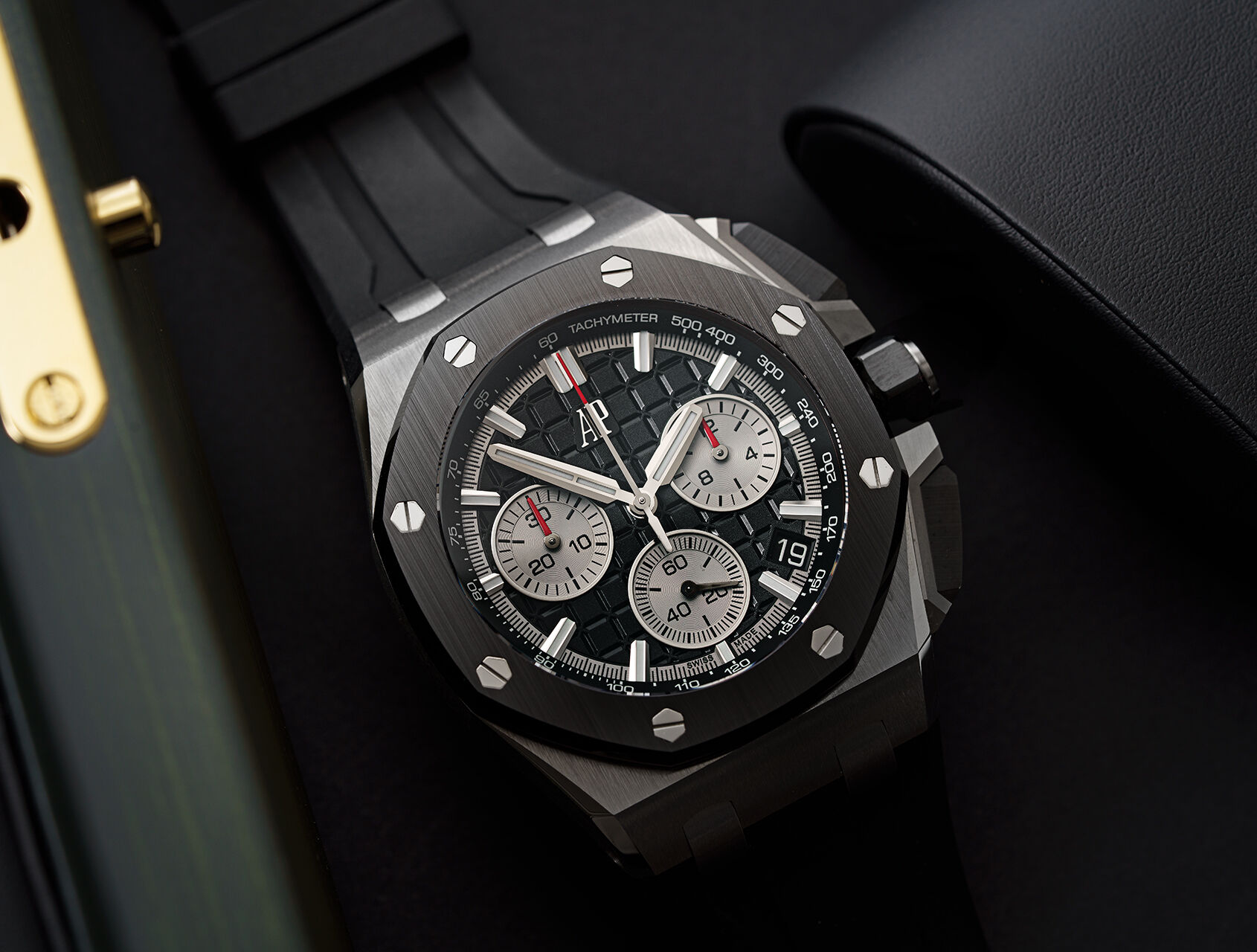 ref 26420SO.OO.A002CA.01 | 26420SO - Box & Certificate | Audemars Piguet Royal Oak Offshore