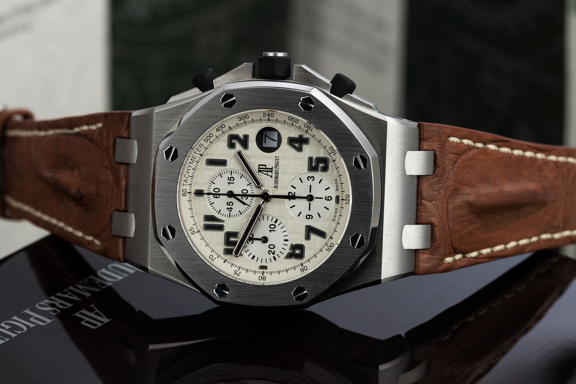 42mm "Full Set" AP Service Warranty | ref 26170ST.OO.D091CR.01 | Audemars Piguet Royal Oak Offshore