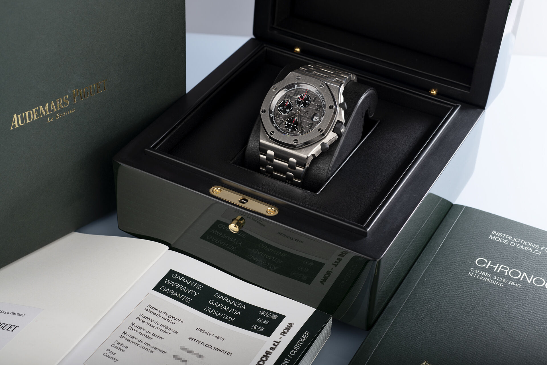 ref 26170TI.OO.1000TI.01 | Box & Certificate | Audemars Piguet Royal Oak Offshore