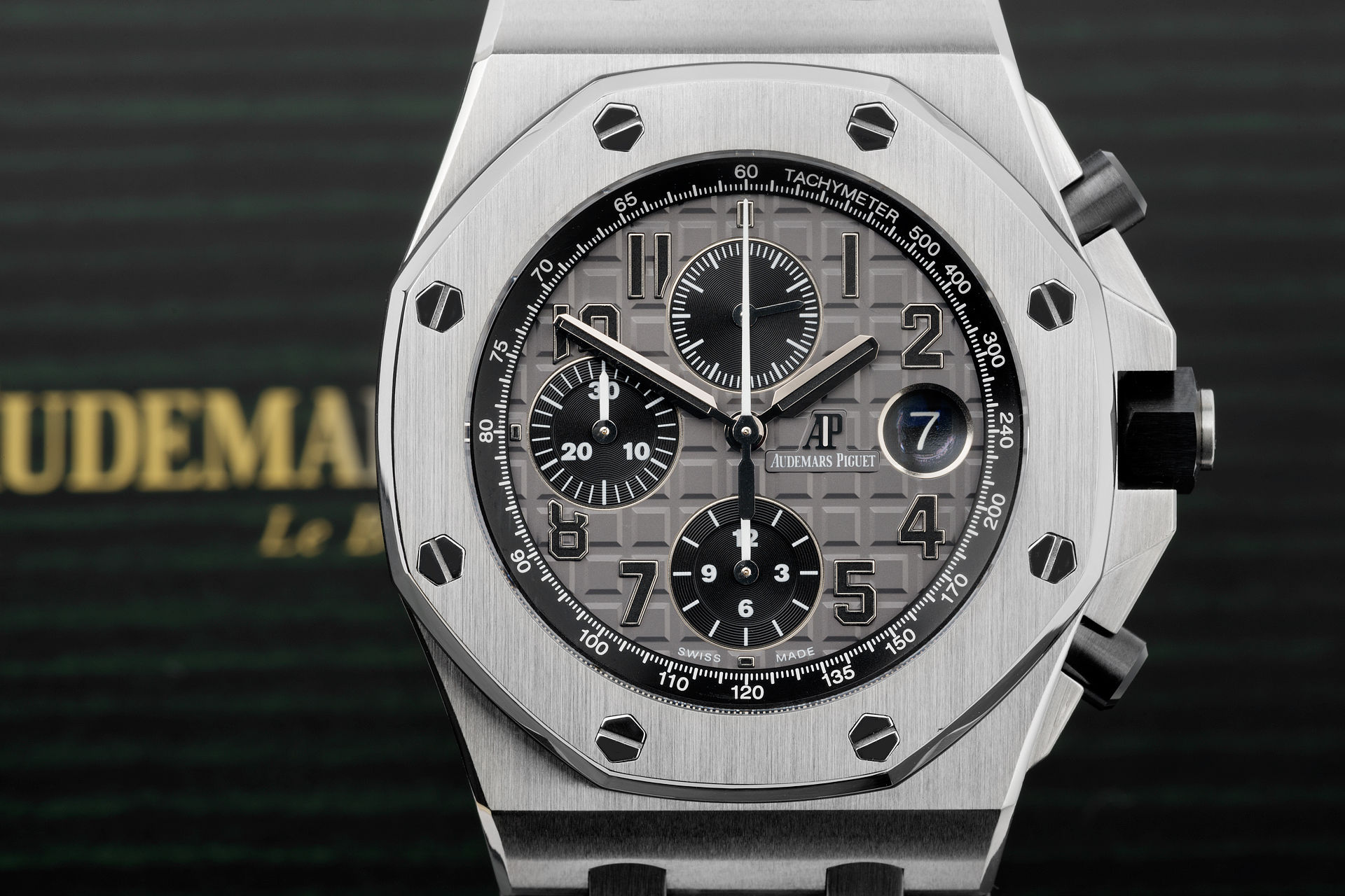 ref 26470ST.OO.A104CR.01 | Latest Model 'Complete Set' | Audemars Piguet Royal Oak Offshore