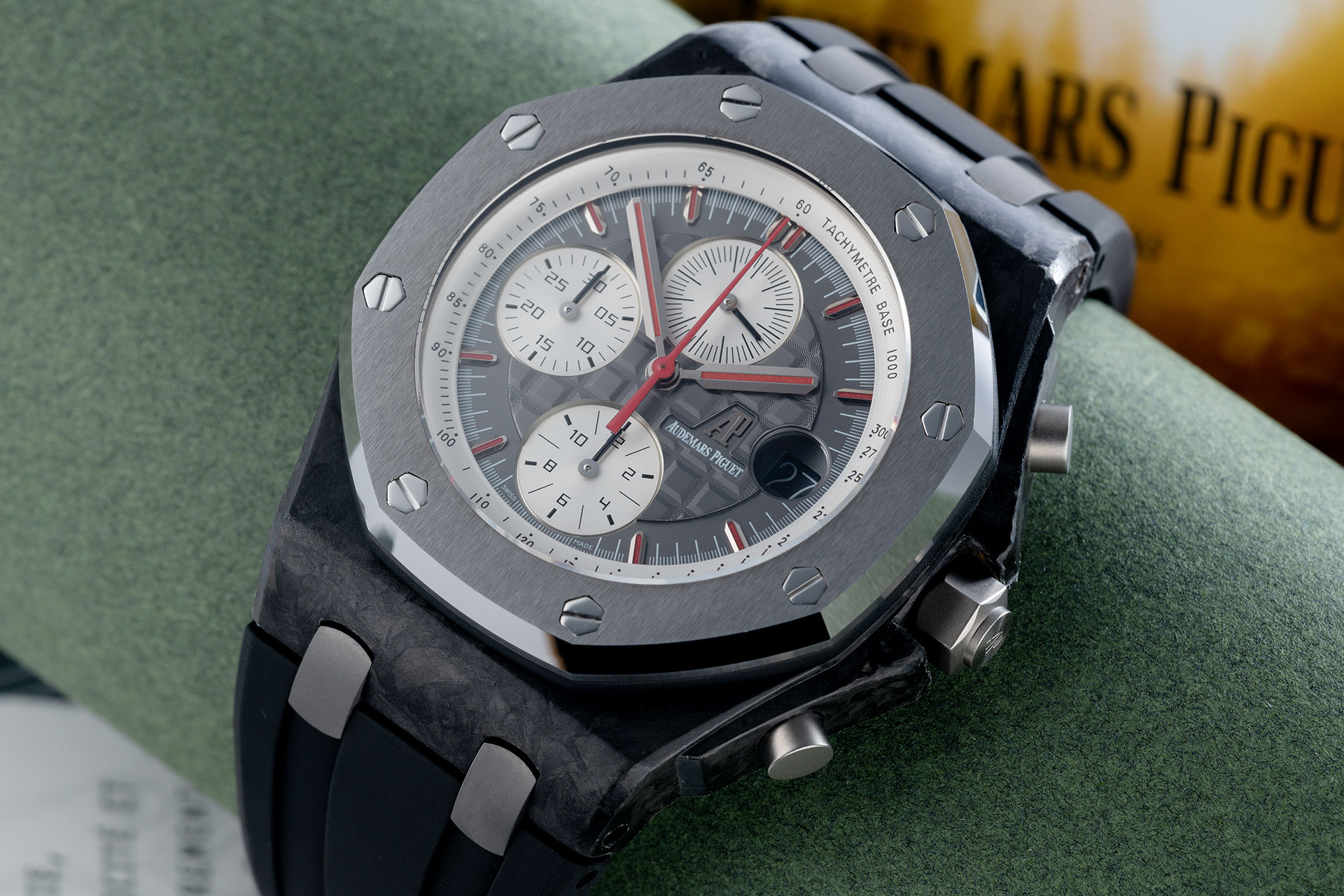 ref 26202AU.OO.D002CA.01 | Limited Edition 'Forged Carbon' | Audemars Piguet Royal Oak Offshore