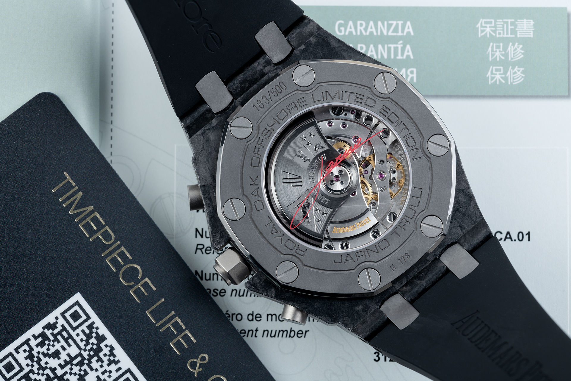 ref 26202AU.OO.D002CA.01 | Limited Edition 'Forged Carbon' | Audemars Piguet Royal Oak Offshore