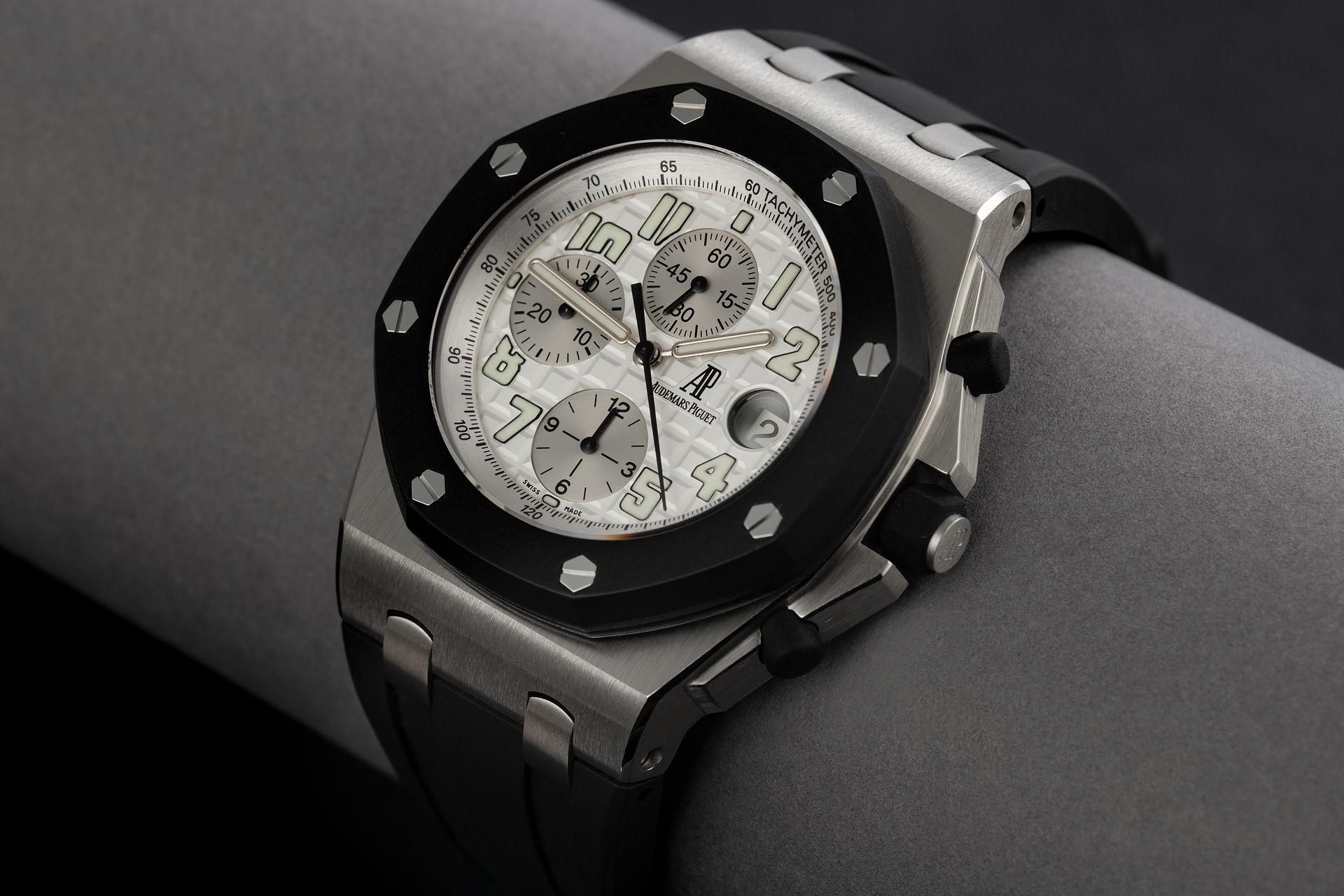 ref 25940SK.OO.D002CA.01 | 'Rubberclad' AP Warranty | Audemars Piguet Royal Oak Offshore