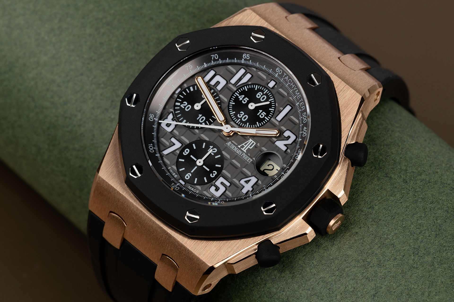 ref 25940OK.OO.D002CA.01.A | Rubber-Clad 'Under AP Warranty'  | Audemars Piguet Royal Oak Offshore