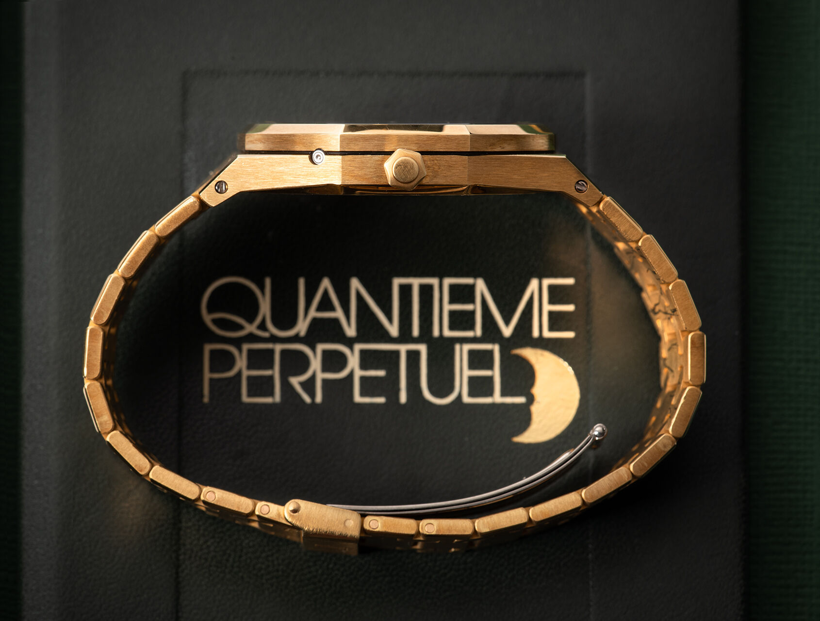 ref 25654BA | 25654BA - Very Rare | Audemars Piguet Royal Oak Perpetual Calendar