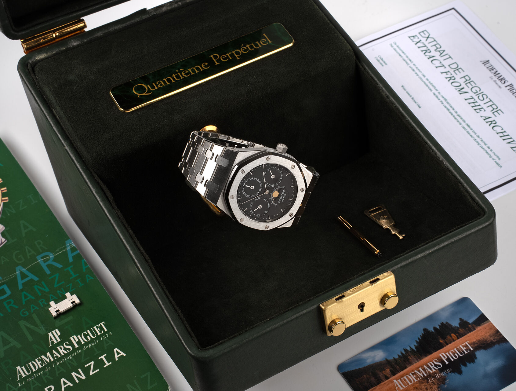 ref 25654ST.OO.0944ST.03 | 25654ST - Less Than 25 Pieces  | Audemars Piguet Royal Oak Perpetual Calendar