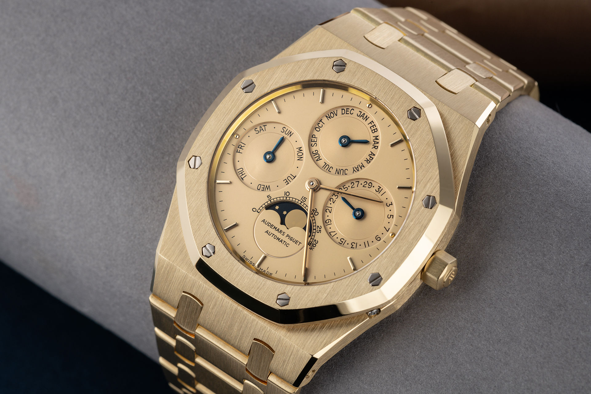 ref 25654BA | Yellow Gold 'AP Warranty' | Audemars Piguet Royal Oak Perpetual Calendar