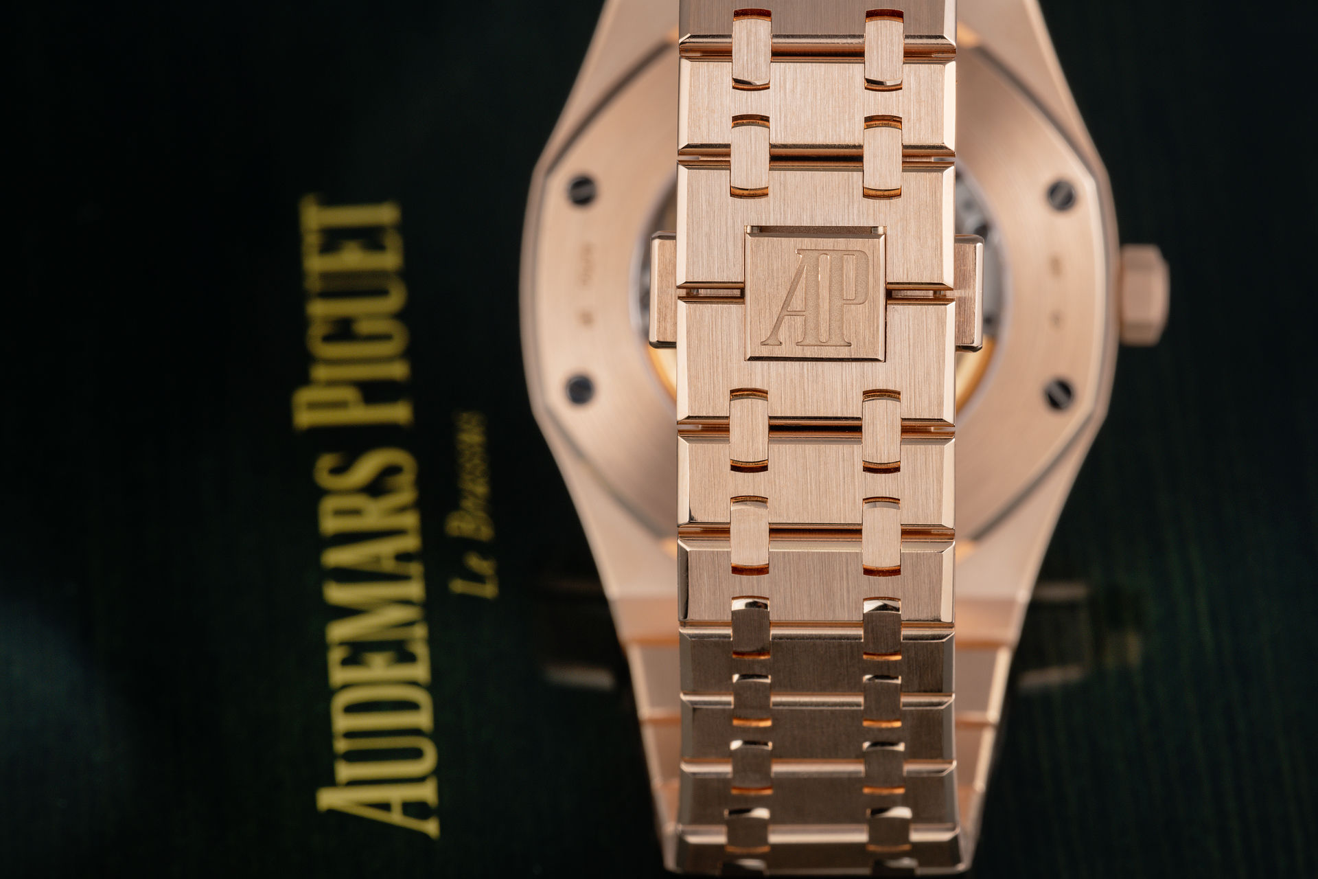 ref 15400OR.OO.1220OR.01 | Rose Gold 'Complete Set' | Audemars Piguet Royal Oak