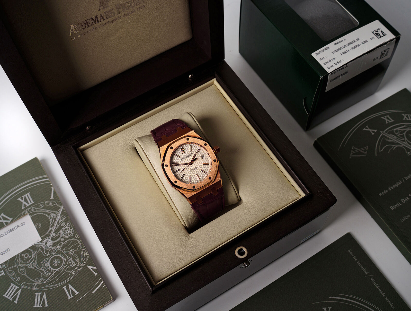 ref 15300OR.OO.D088CR.02 | 15300OR - Box & Certificate | Audemars Piguet Royal Oak