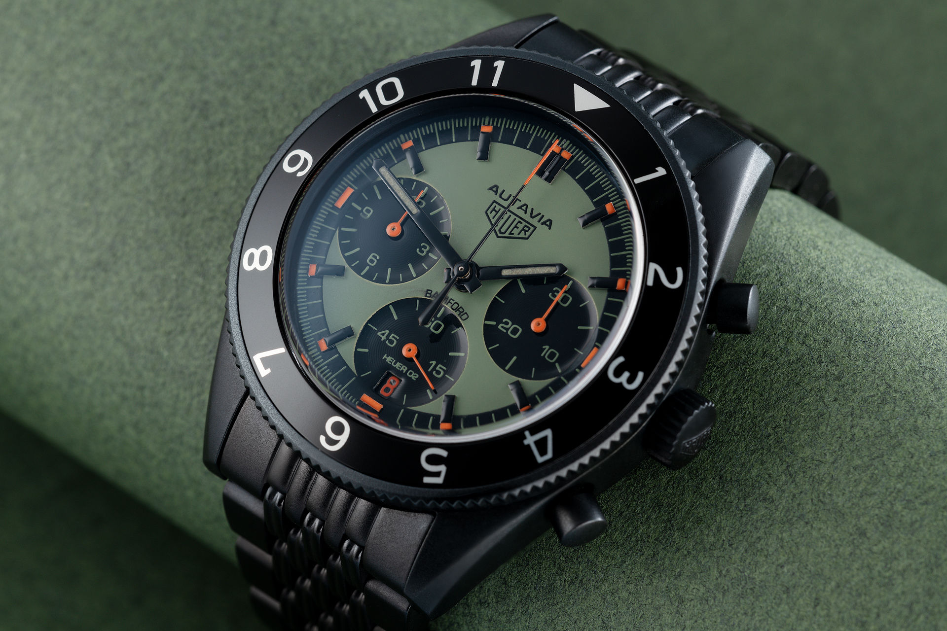 ref CBE2110 | Unique Dial 'Military Green' | Bamford Tag Heuer Autavia