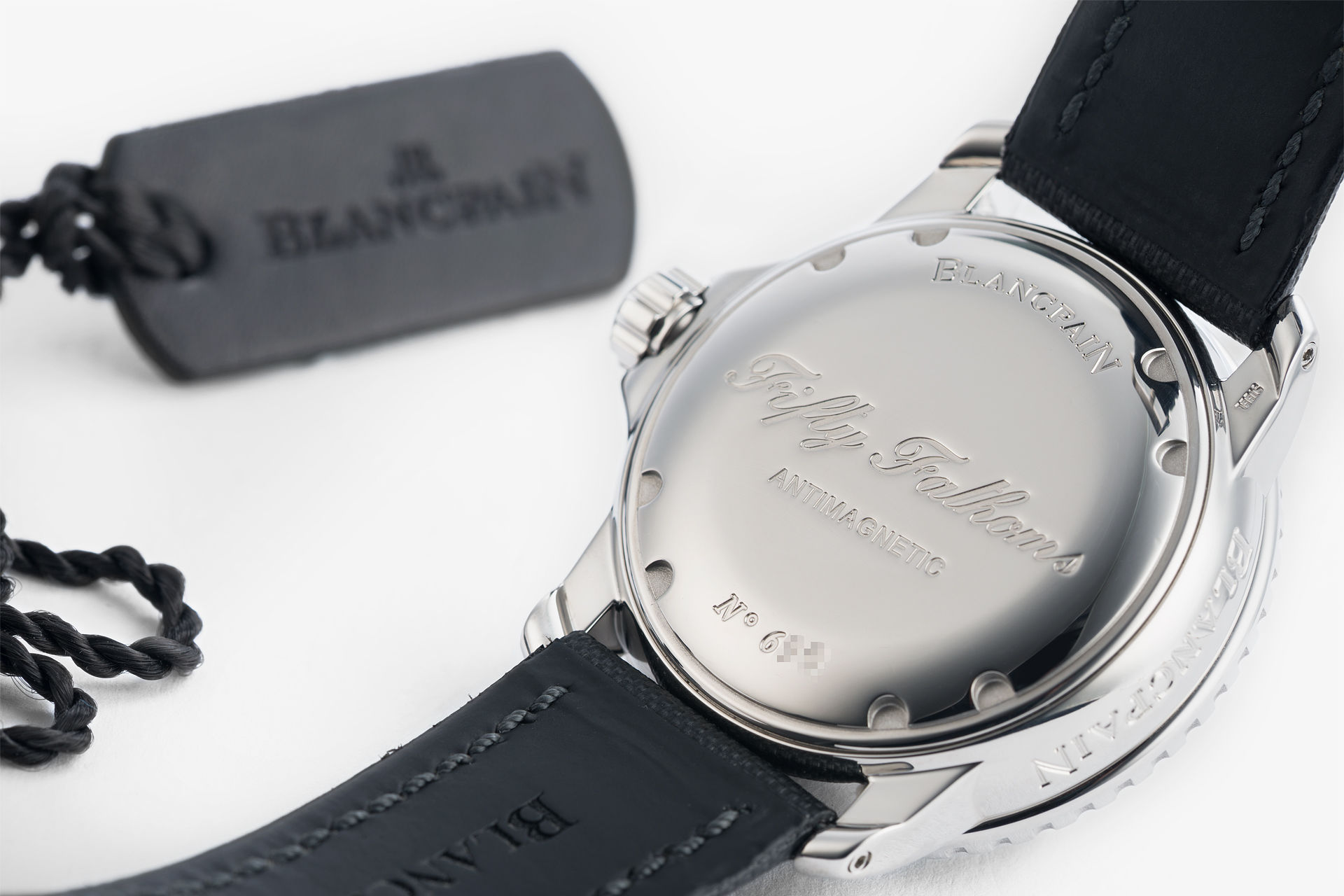 ref 5015-1130-52 | 'Box & Papers' | Blancpain Fifty Fathoms