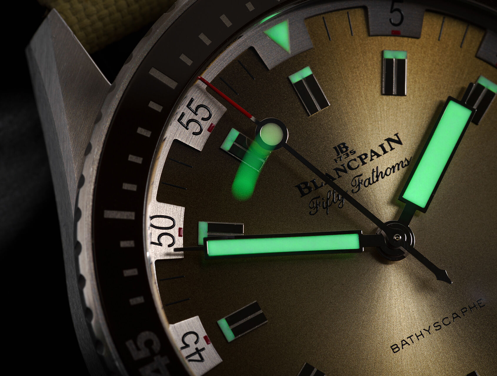 ref NO5052 | Fifty Fathoms Bathyscaphe Day Date Desert Edition | Blancpain Fifty Fathoms