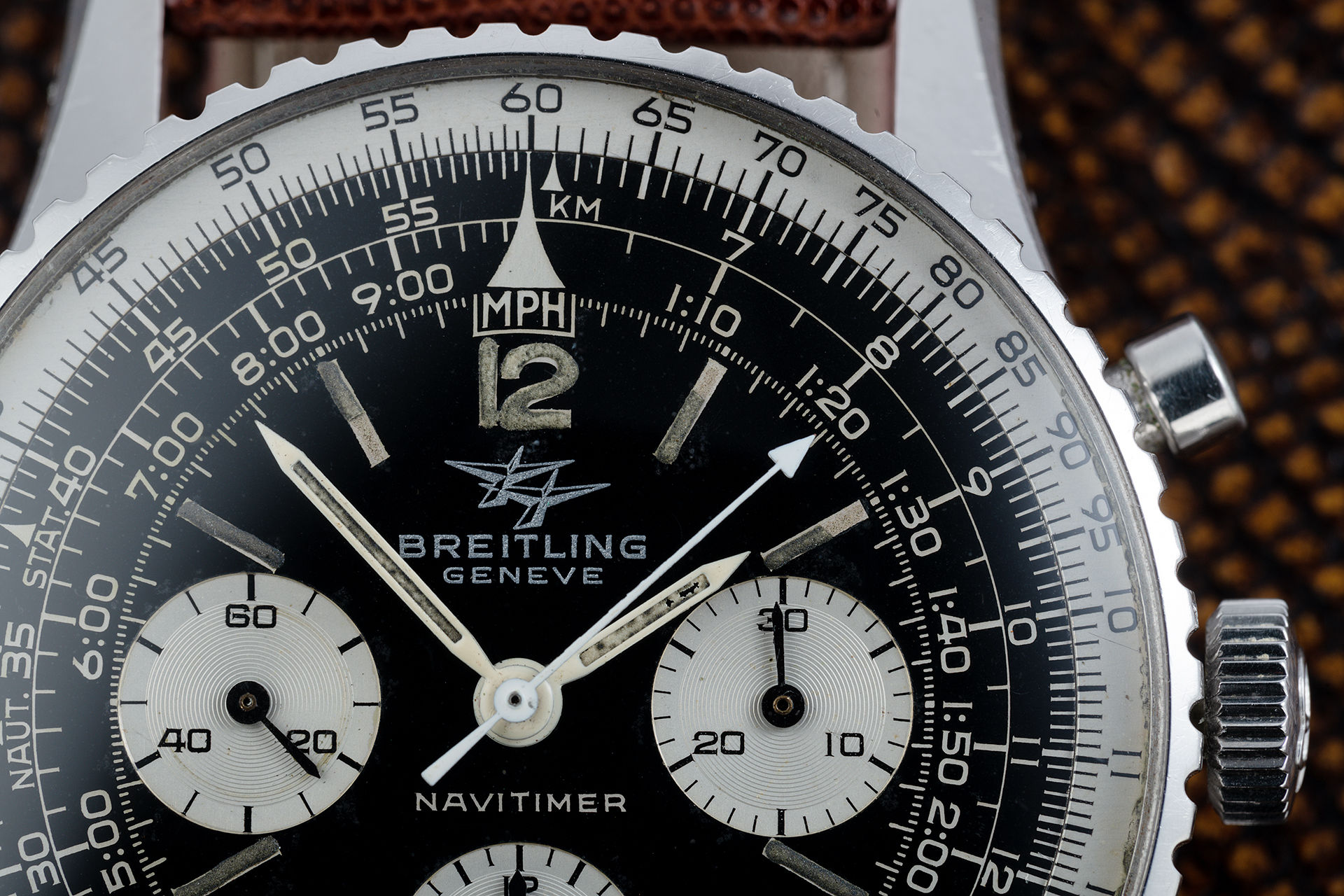 ref 806 | Vintage 'Twin Planes' | Breitling Navitimer