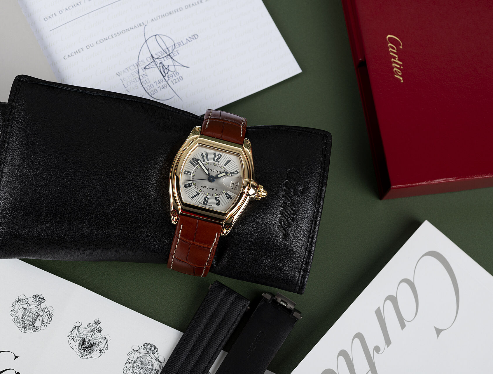 ref 2524 | 2524 - Box & Certificate  | Cartier Roadster