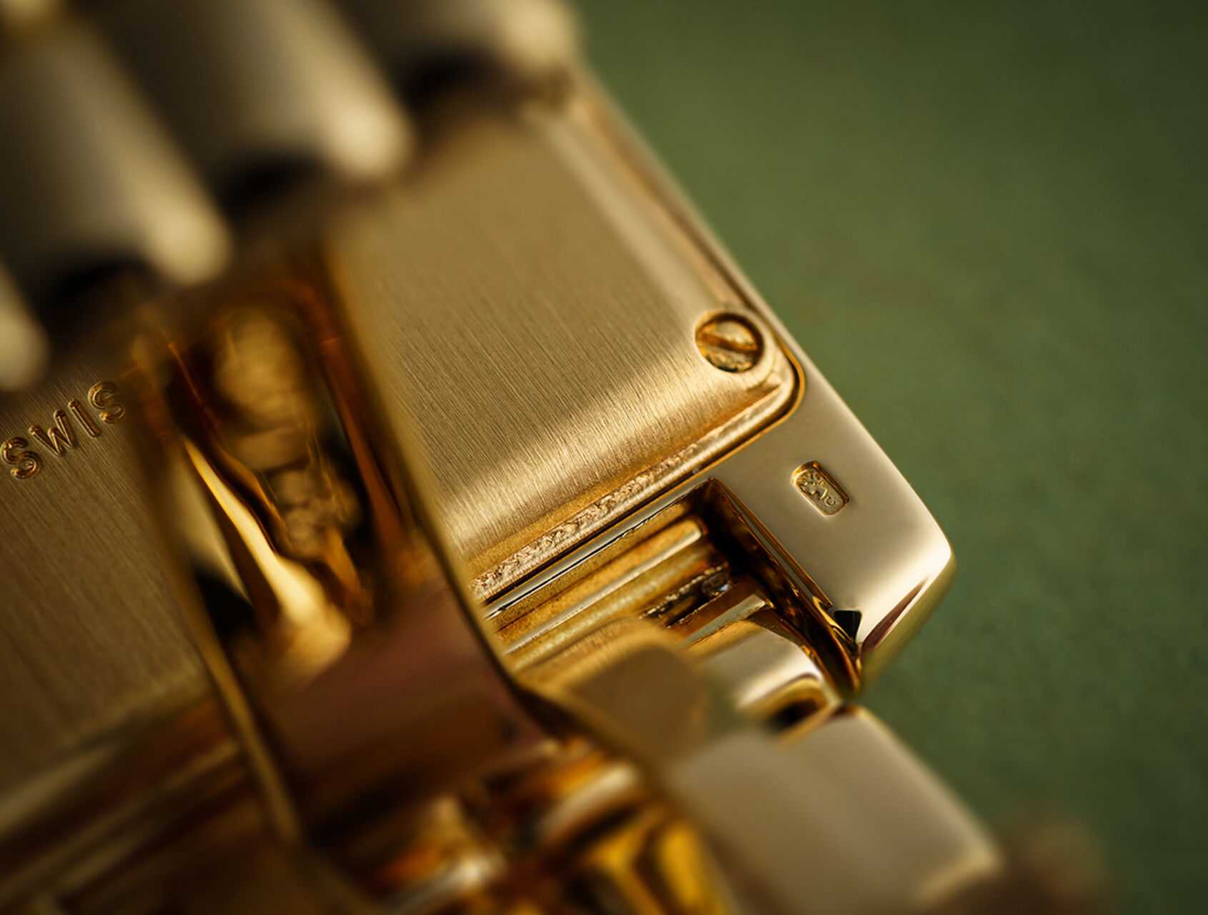 ref 8012905 | 1716 - Yellow Gold | Cartier Tank Américaine